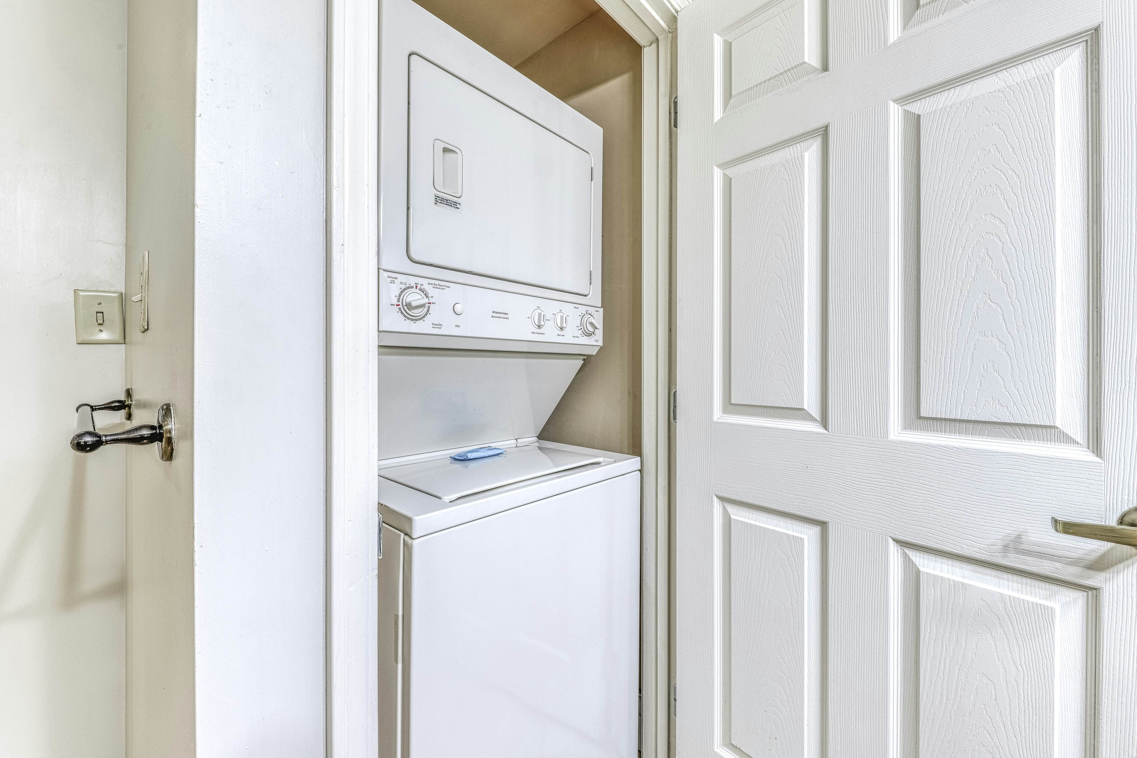 Inviting Condo, Sleeps 6・Jetted Tub・Fireplace・Gym