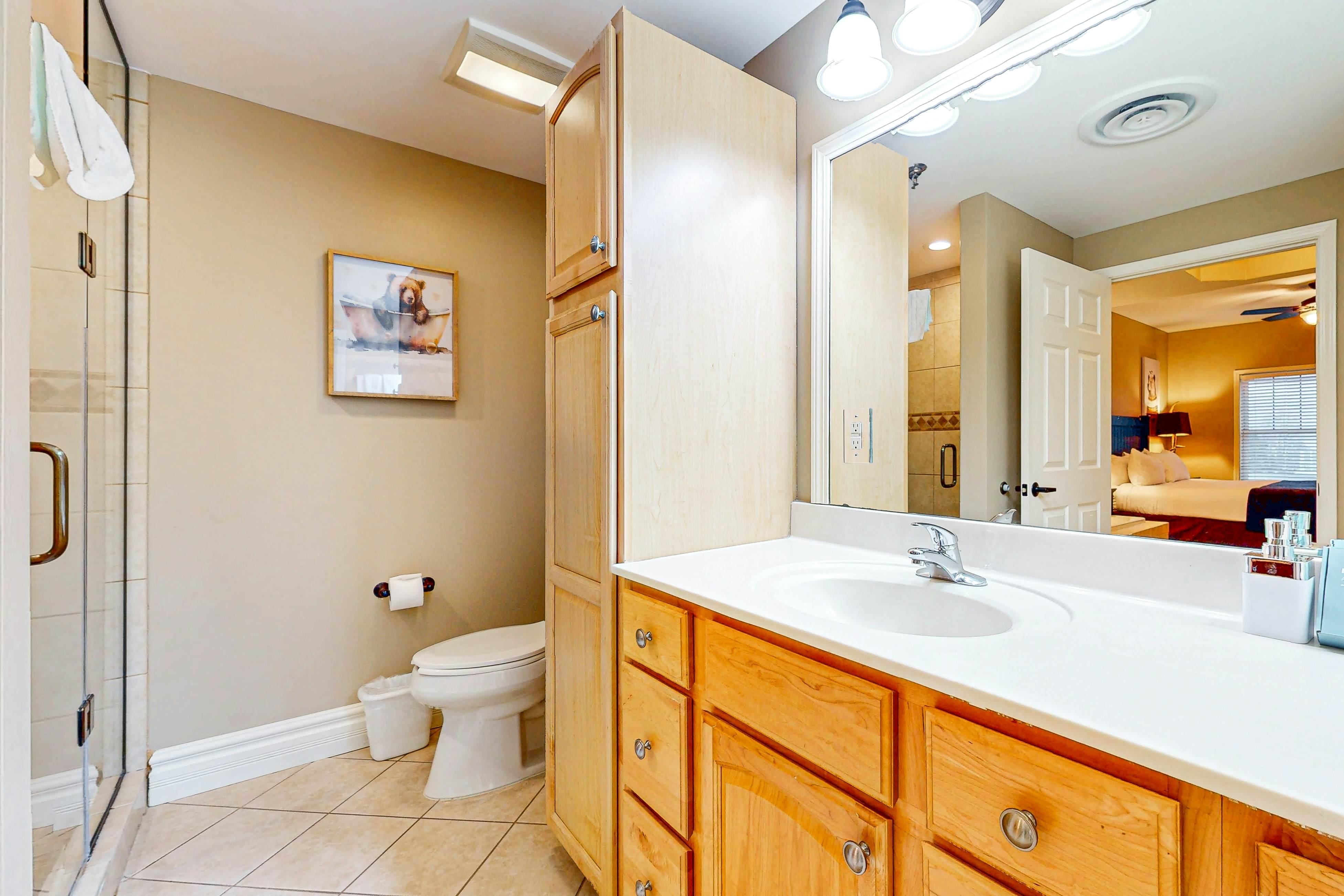 Newly Renovated Condo, Sleeps 6・Jacuzzi Tub・Gym