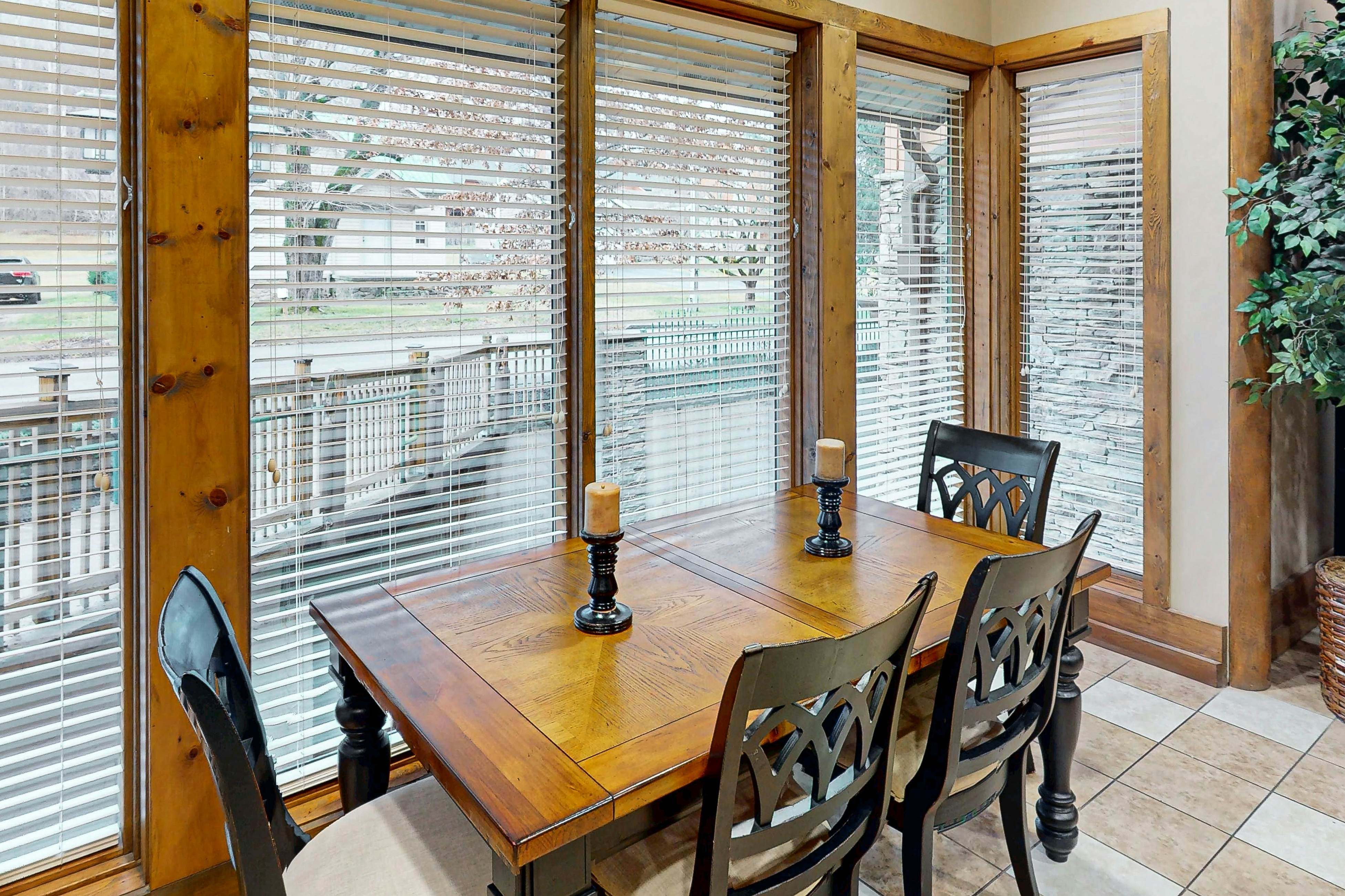 Newly Renovated Condo, Sleeps 6・Jacuzzi Tub・Gym