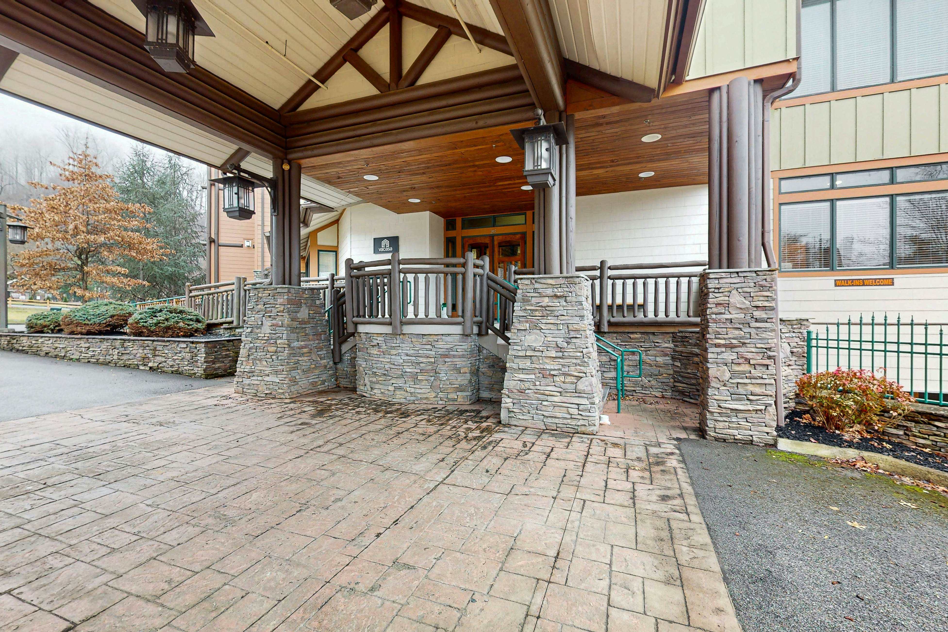 Newly Renovated Condo, Sleeps 6・Jacuzzi Tub・Gym