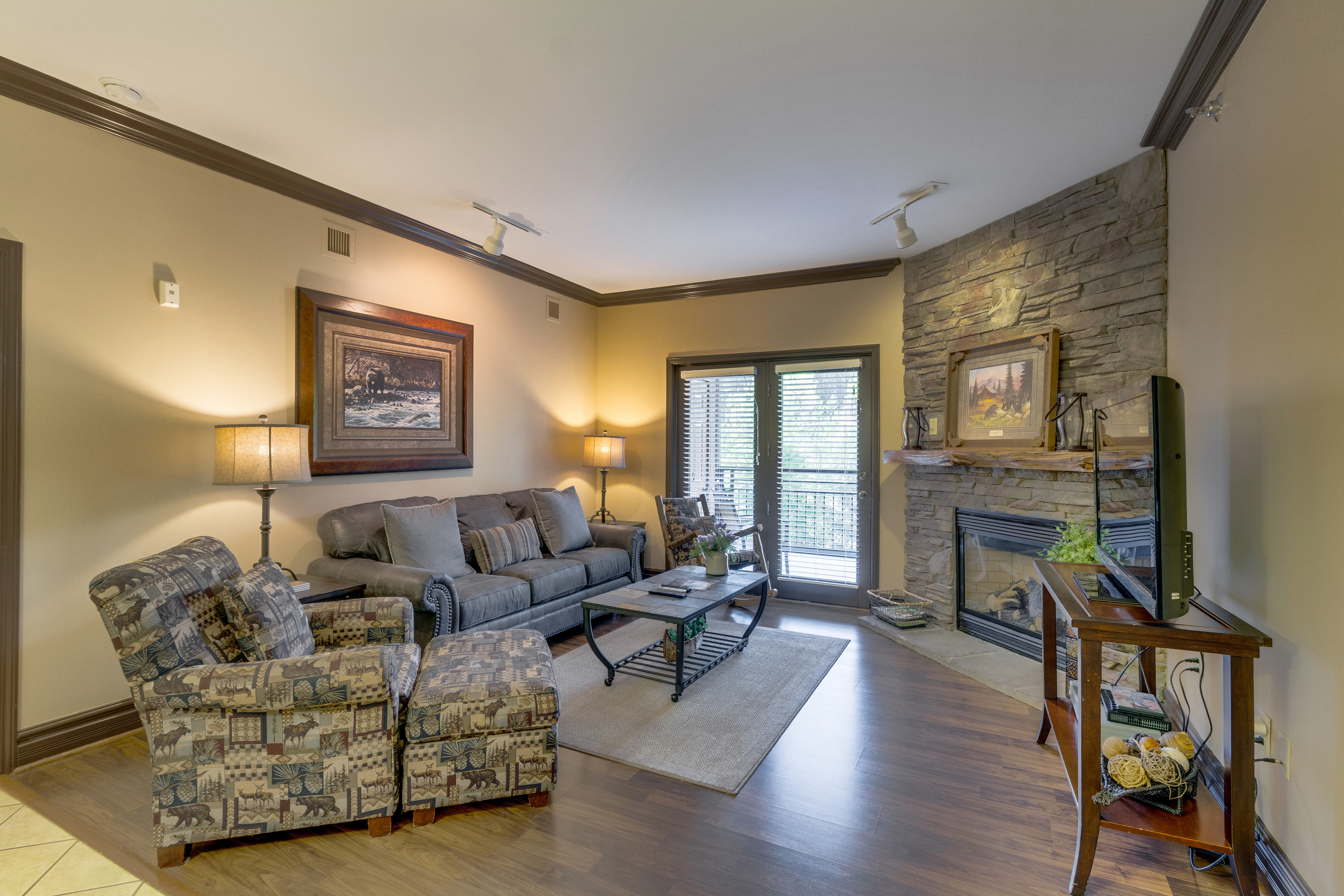 Charming Near Downtown Condo, Sleep 6・Fitness Room