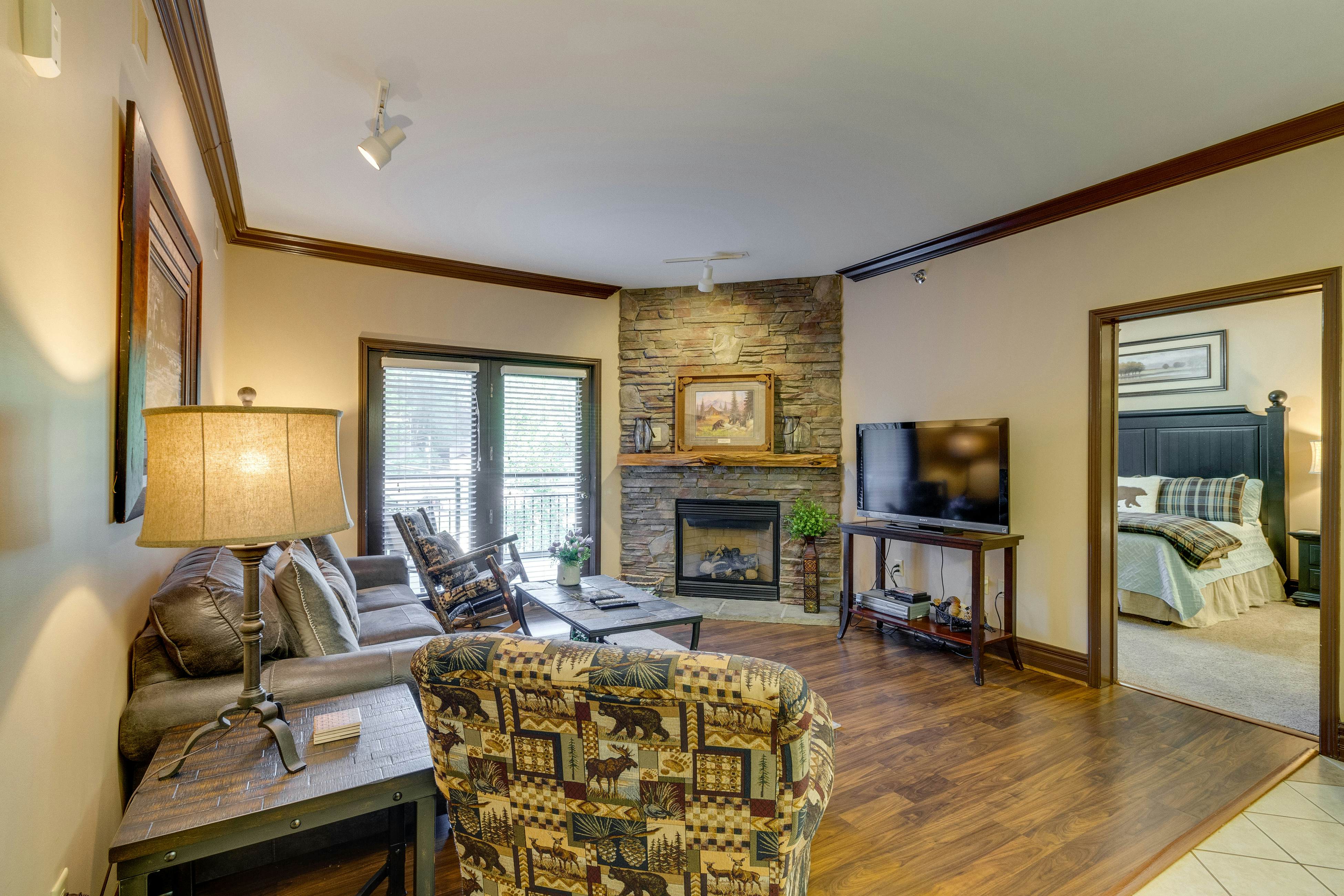 Charming Near Downtown Condo, Sleep 6・Fitness Room