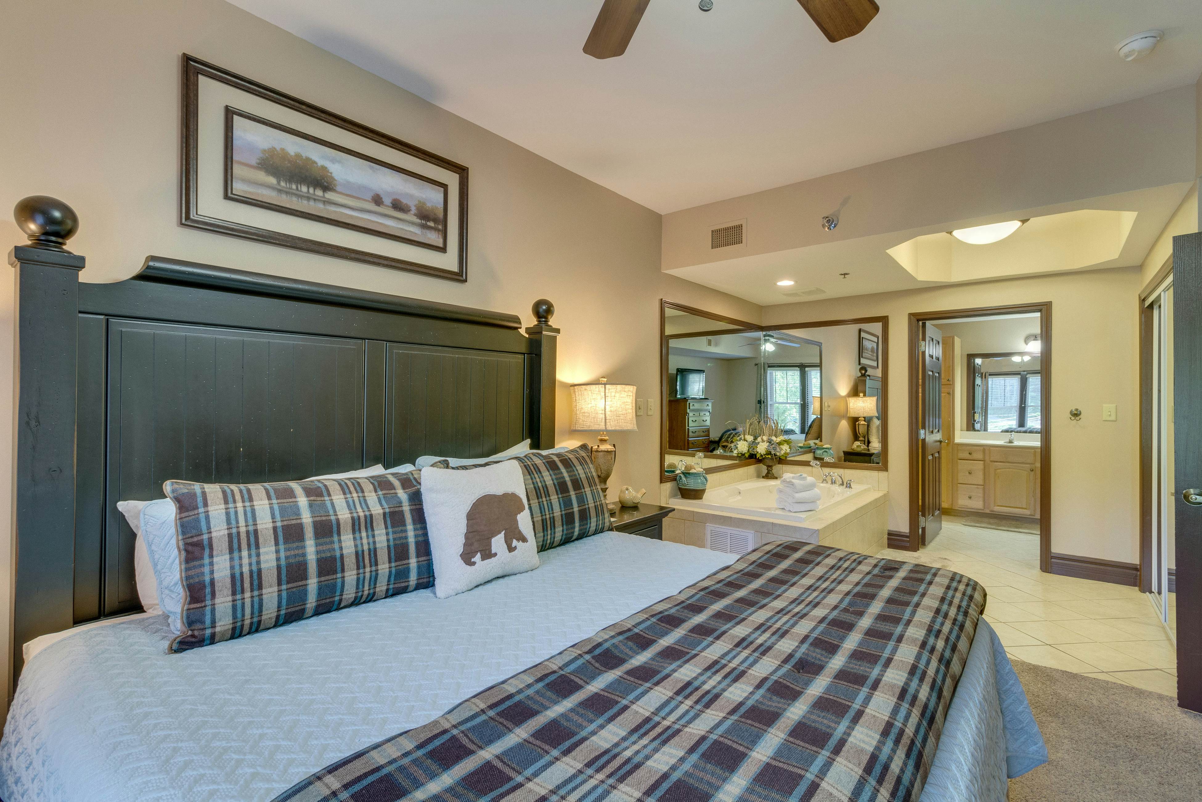 Charming Near Downtown Condo, Sleep 6・Fitness Room