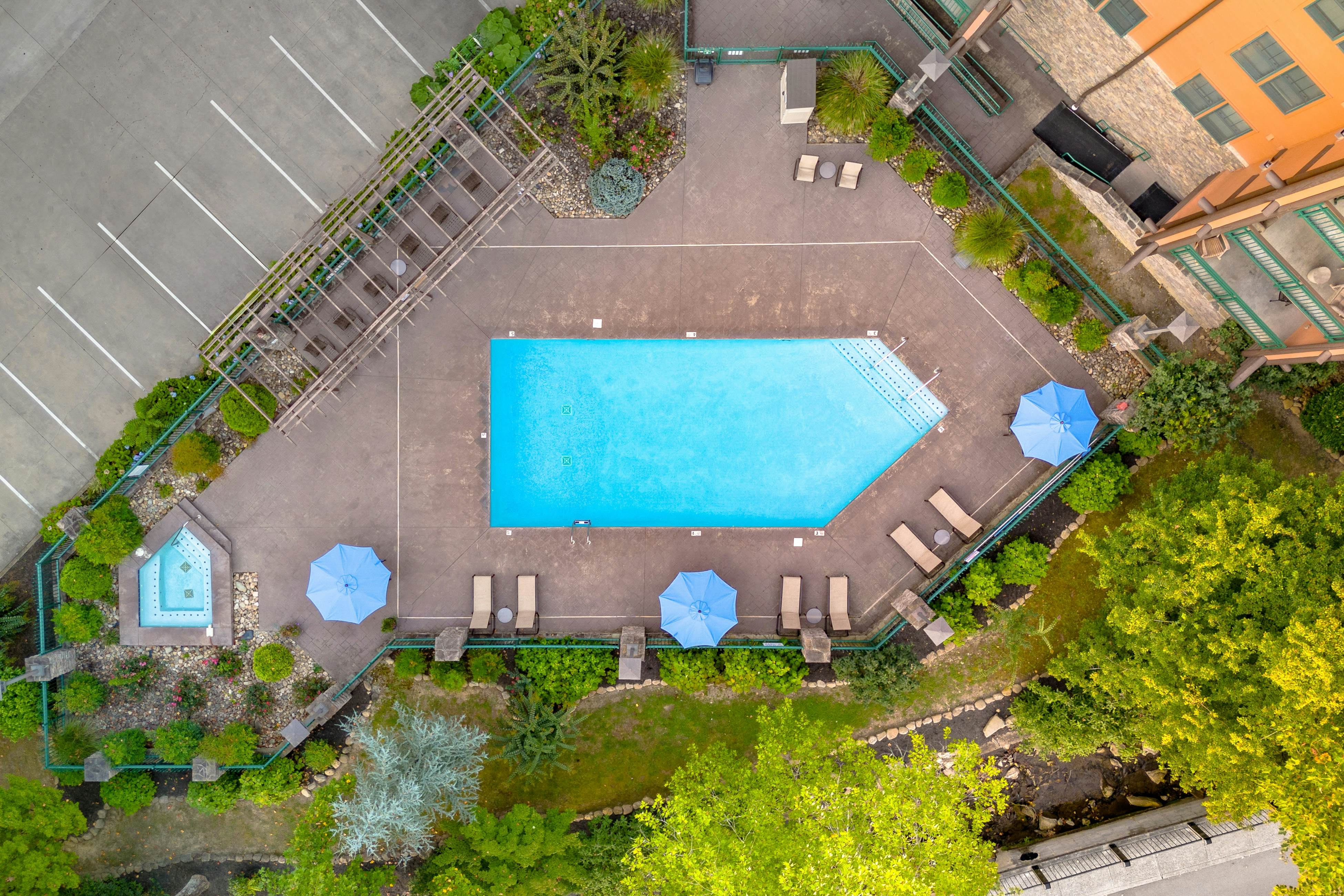 Charming Near Downtown Condo, Sleep 6・Fitness Room