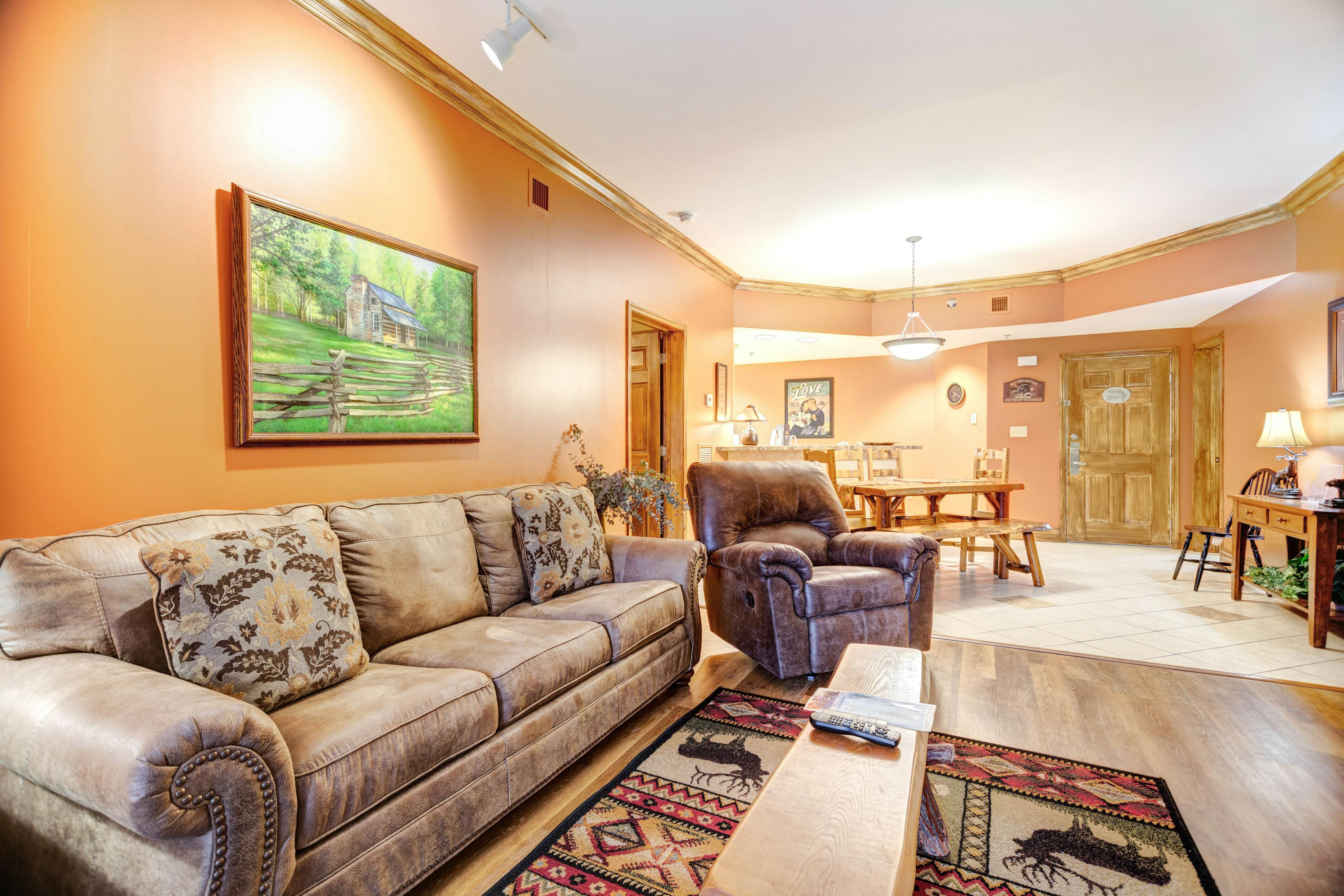 Elegant Downtown Condo, Sleeps 6・Jetted Tub・Gym