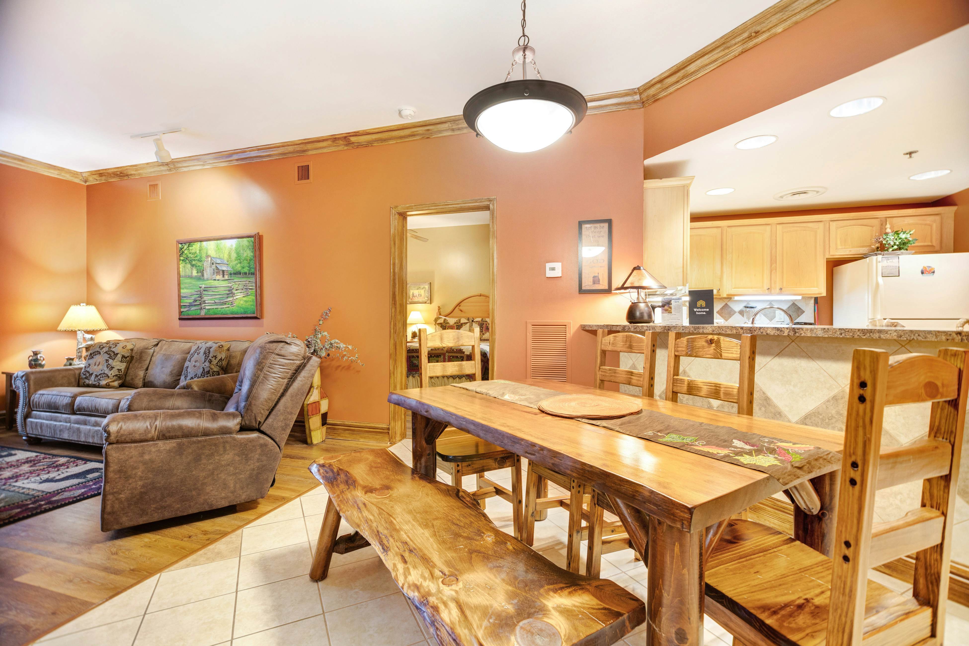 Elegant Downtown Condo, Sleeps 6・Jetted Tub・Gym