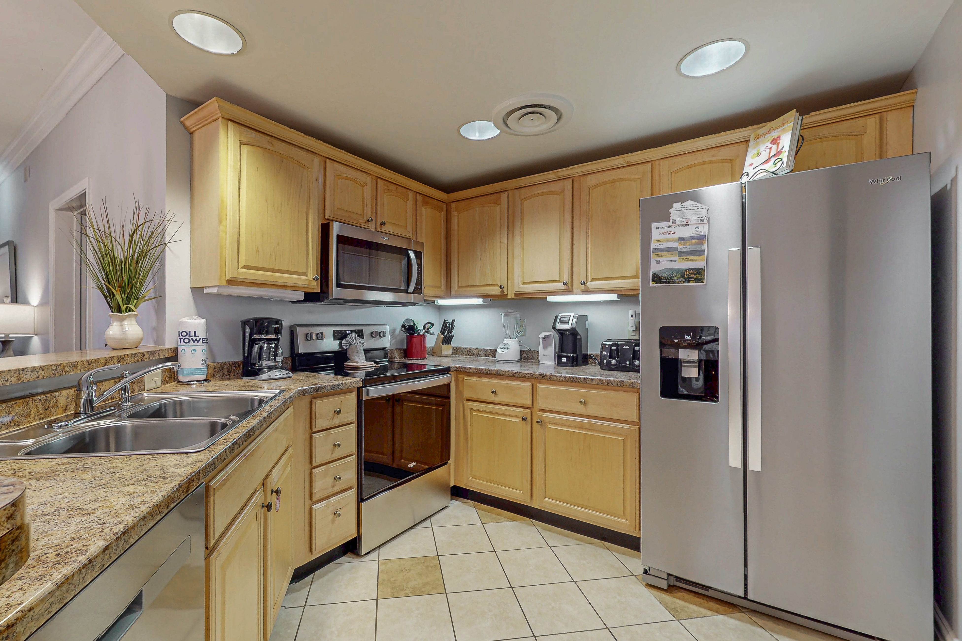 Polished Downtown Condo, Sleeps 6・Jetted Tub・Gym