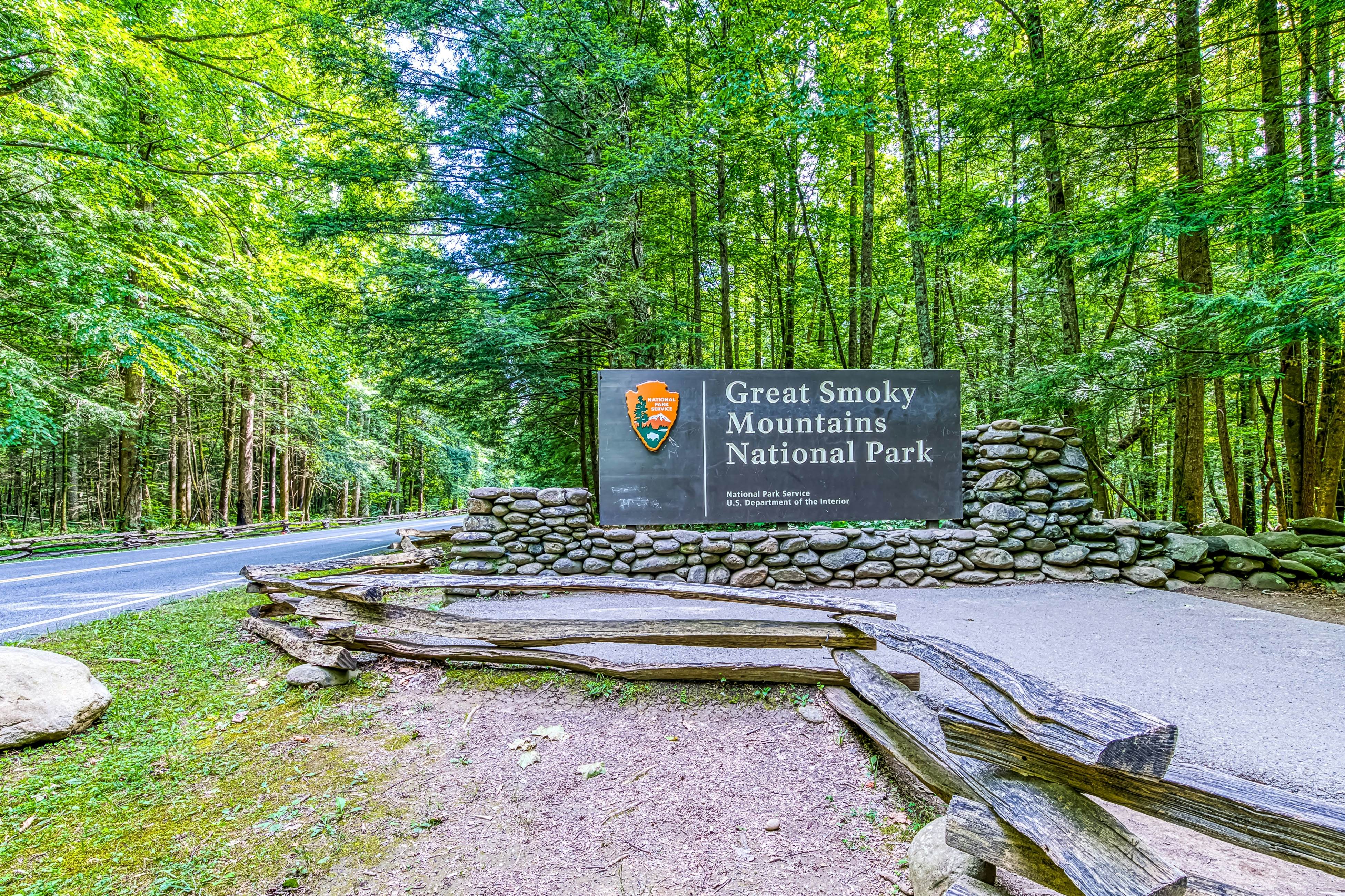 Polished Downtown Condo, Sleeps 6・Jetted Tub・Gym