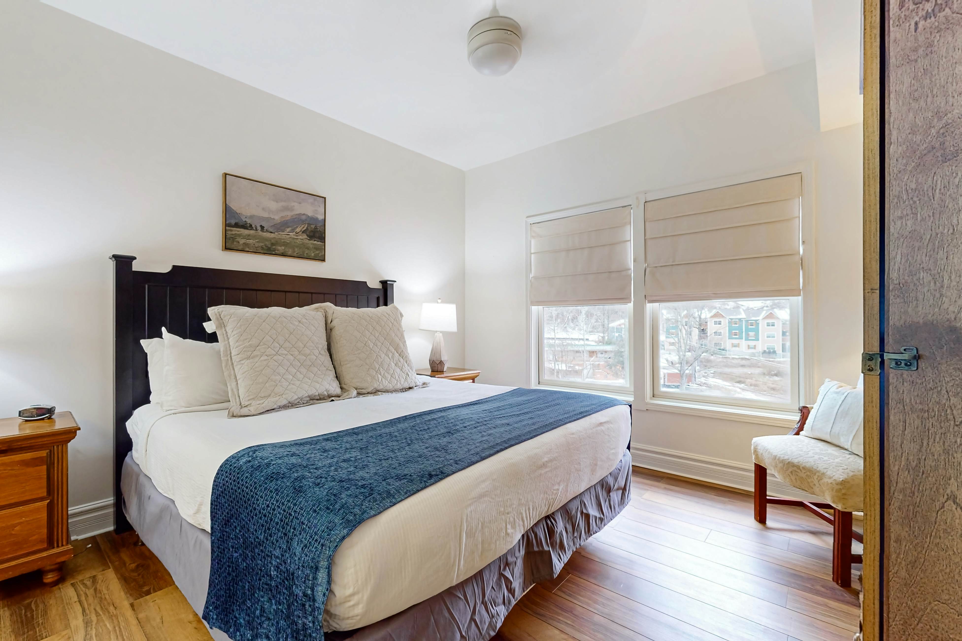 Perfectly Located Condo, Sleeps 6・Jetted Tub・Gym