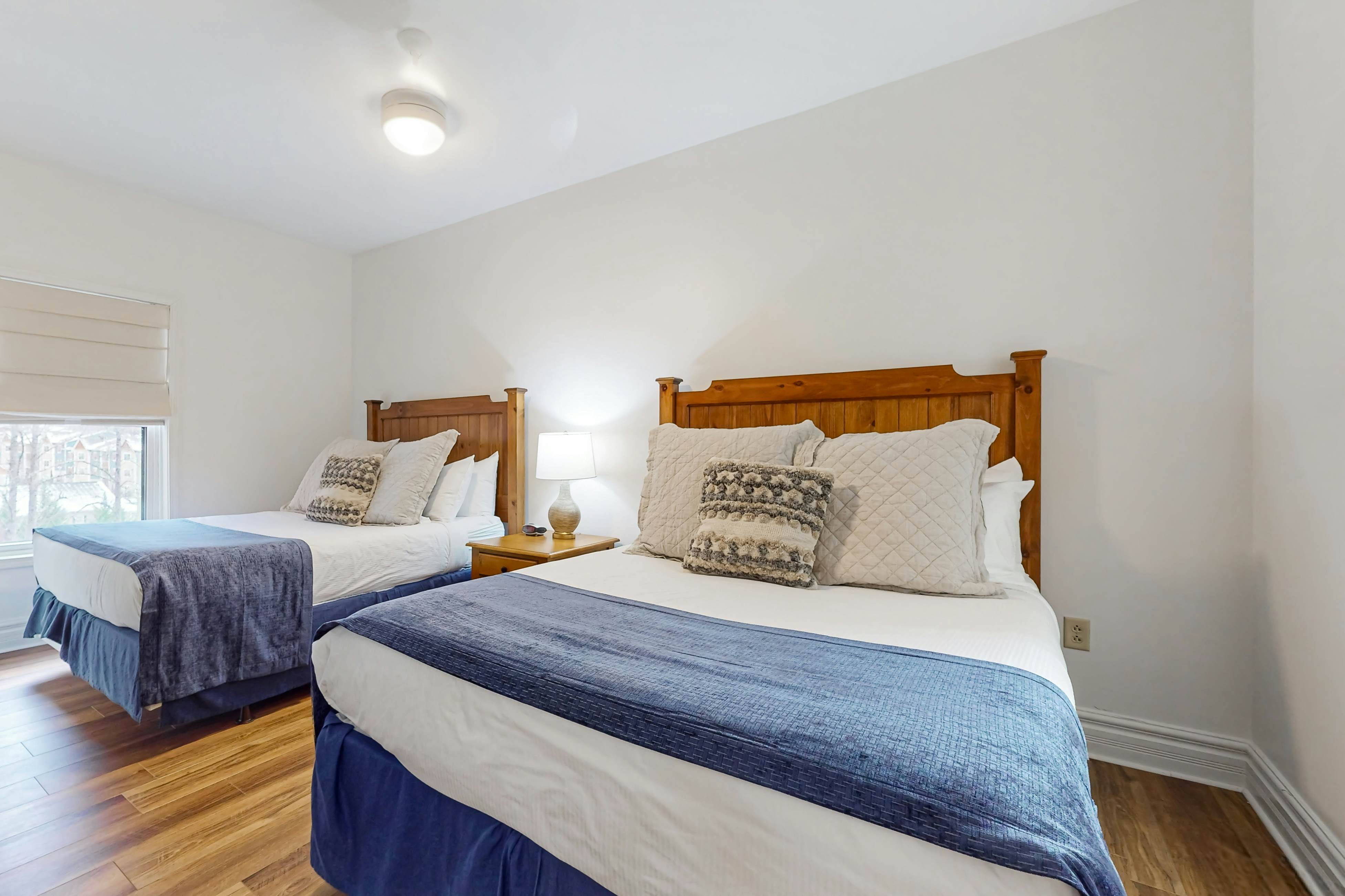 Perfectly Located Condo, Sleeps 6・Jetted Tub・Gym