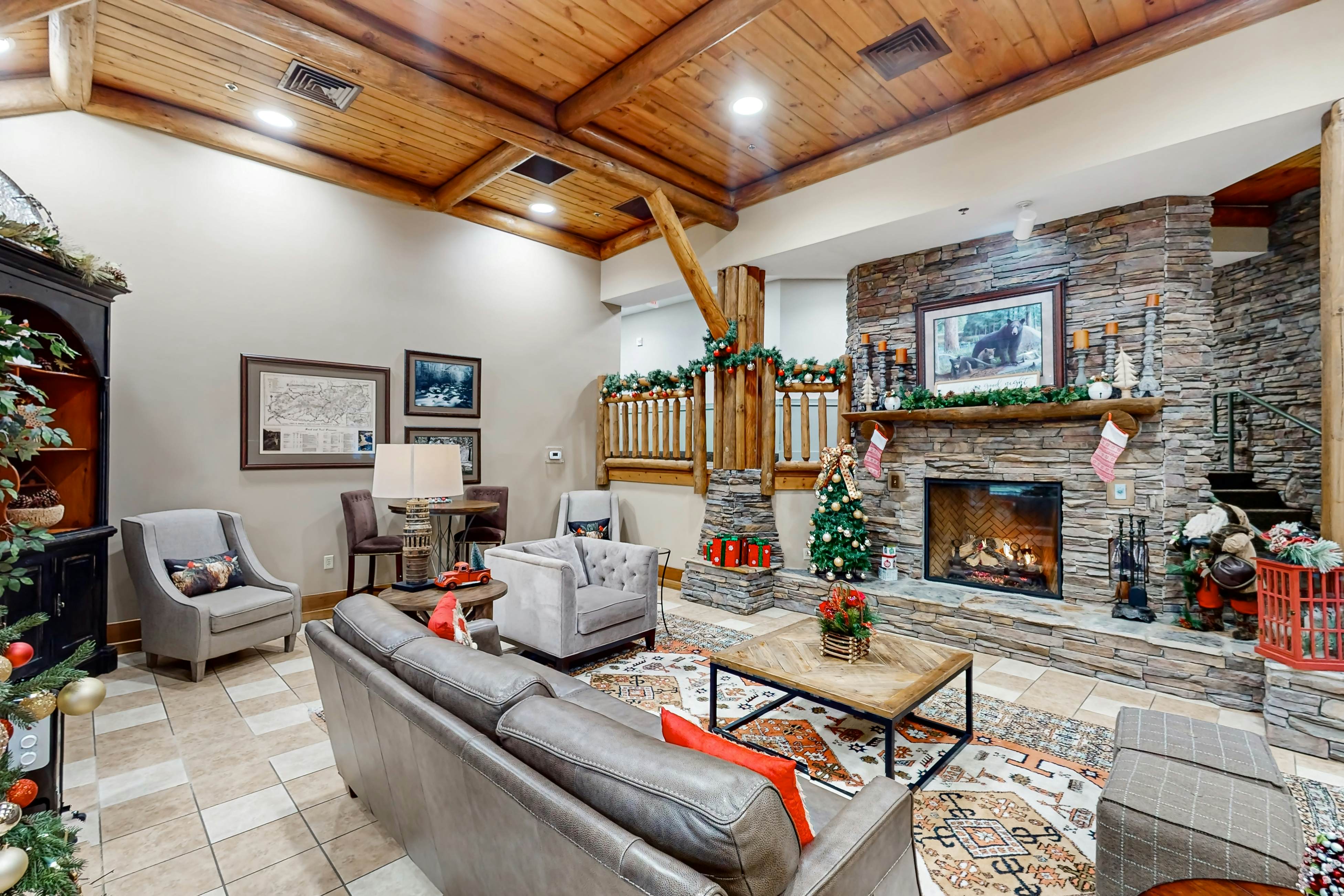 Perfectly Located Condo, Sleeps 6・Jetted Tub・Gym