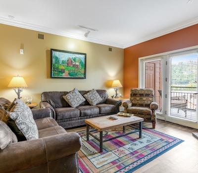 Mountain View Condo, Sleeps 6・Walk downtown・Gym