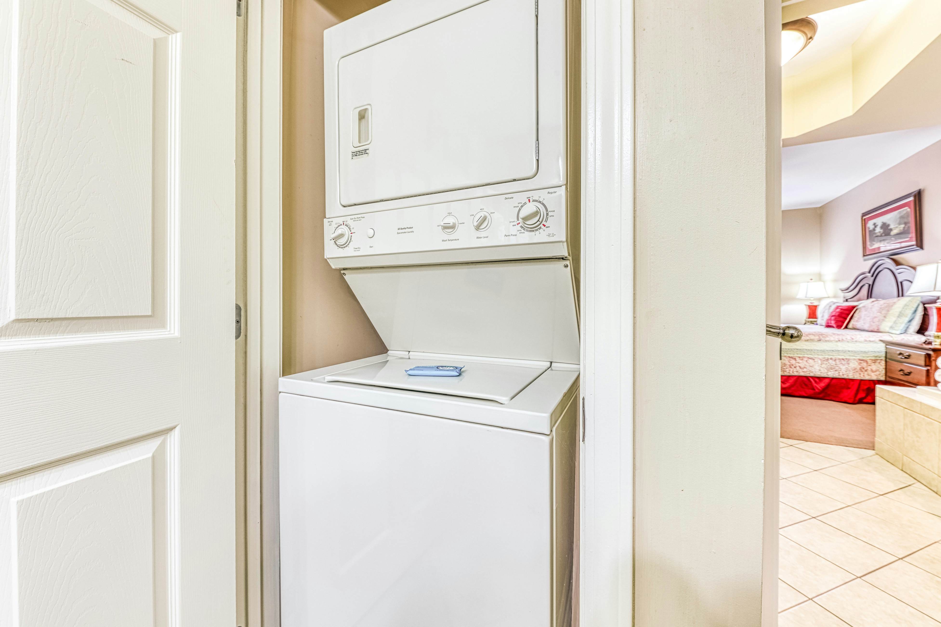 Spacious Luxe Condo, Sleeps 8・Near downtown・Tub