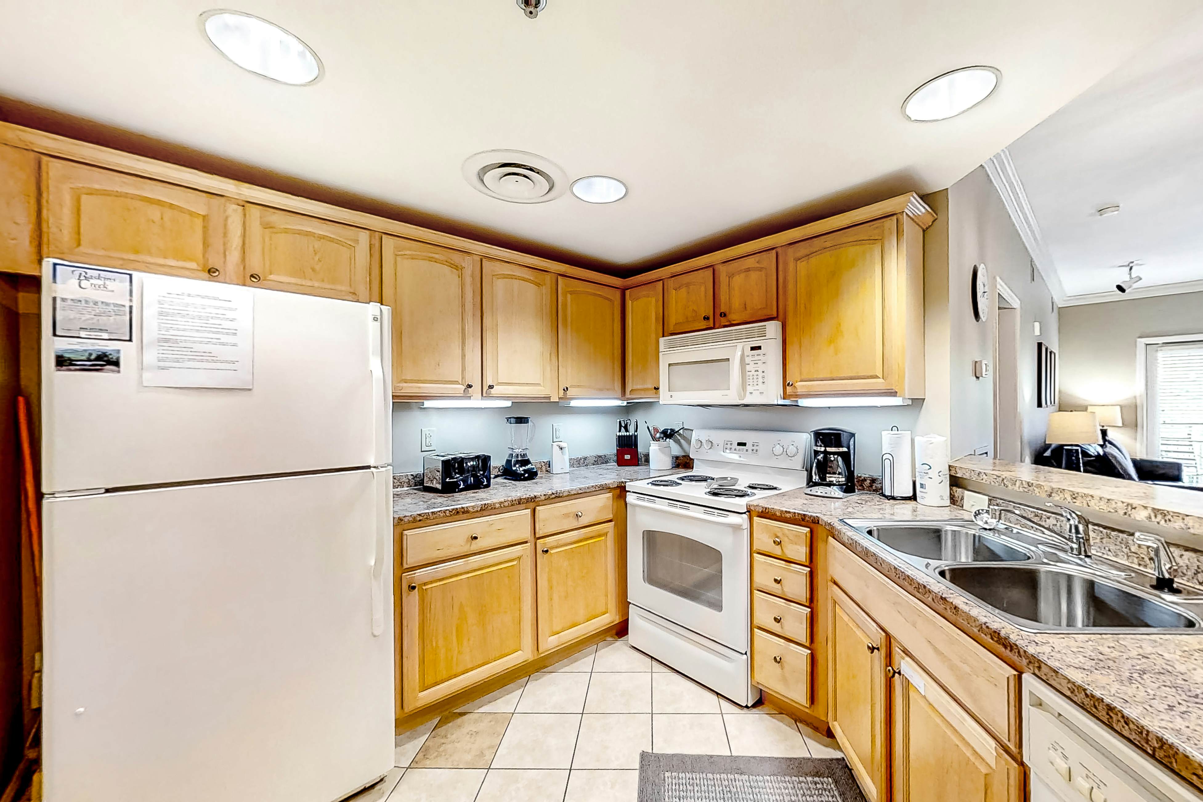 Elegant View Condo, Sleeps 6・Balcony・Jetted Tub