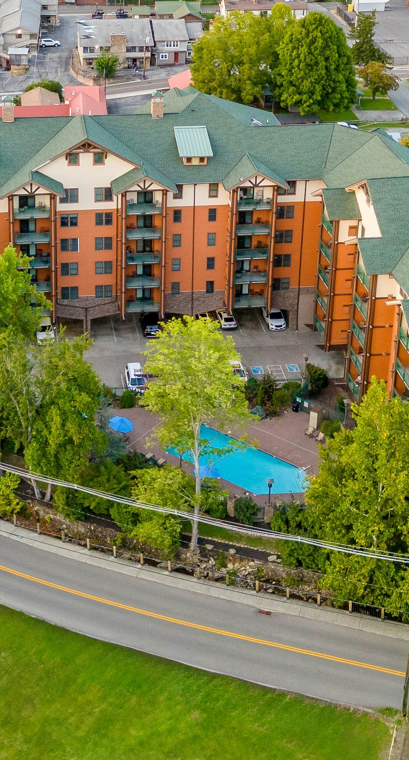 5th Floor Condo, Sleeps 6・Jetted Tub・Fireplace