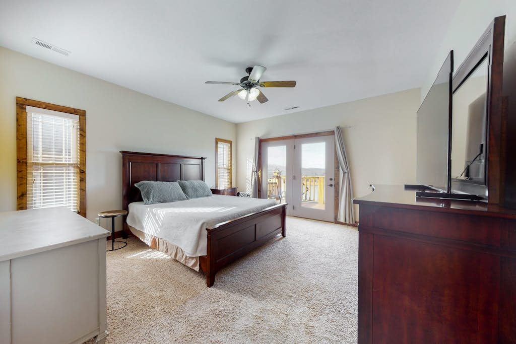 Spacious Norris Lake Retreat・View・Deck・BBQ Grill