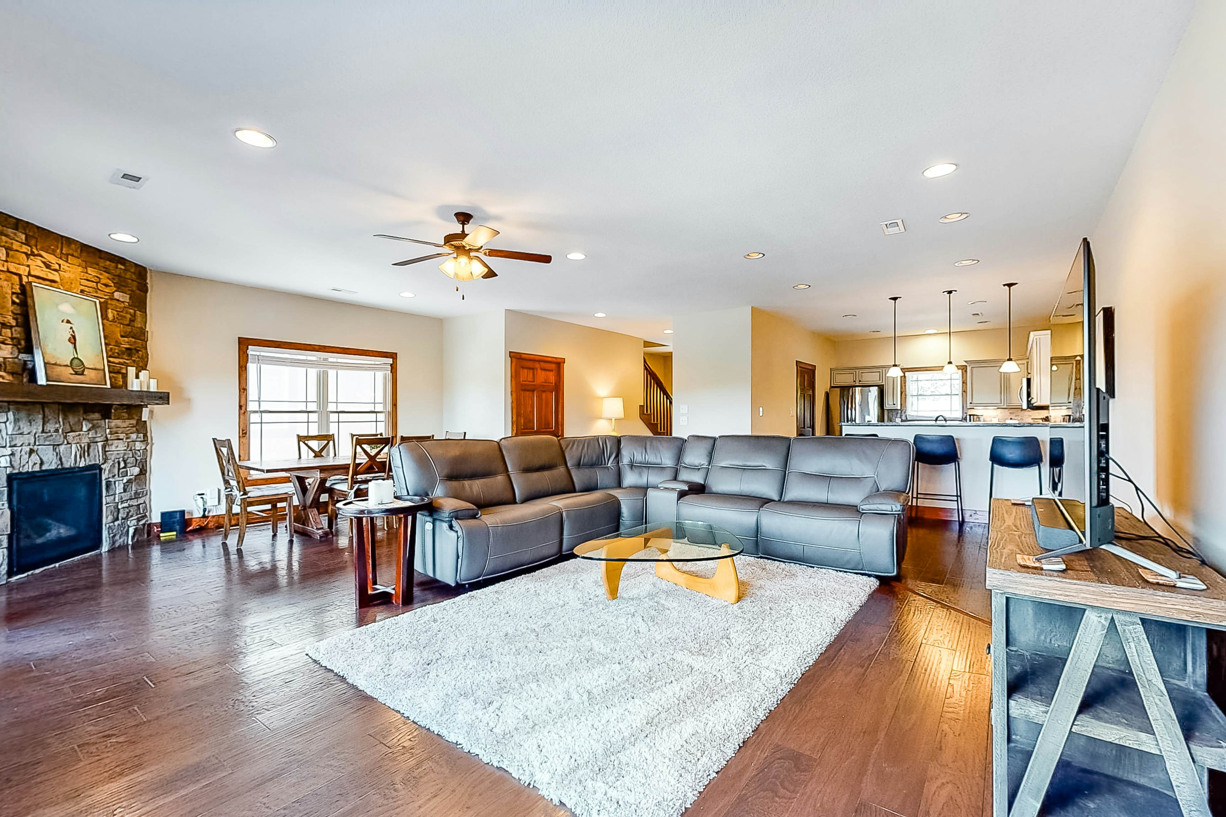 Lakefront Retreat | Fireplace, Deck & Boat Slip