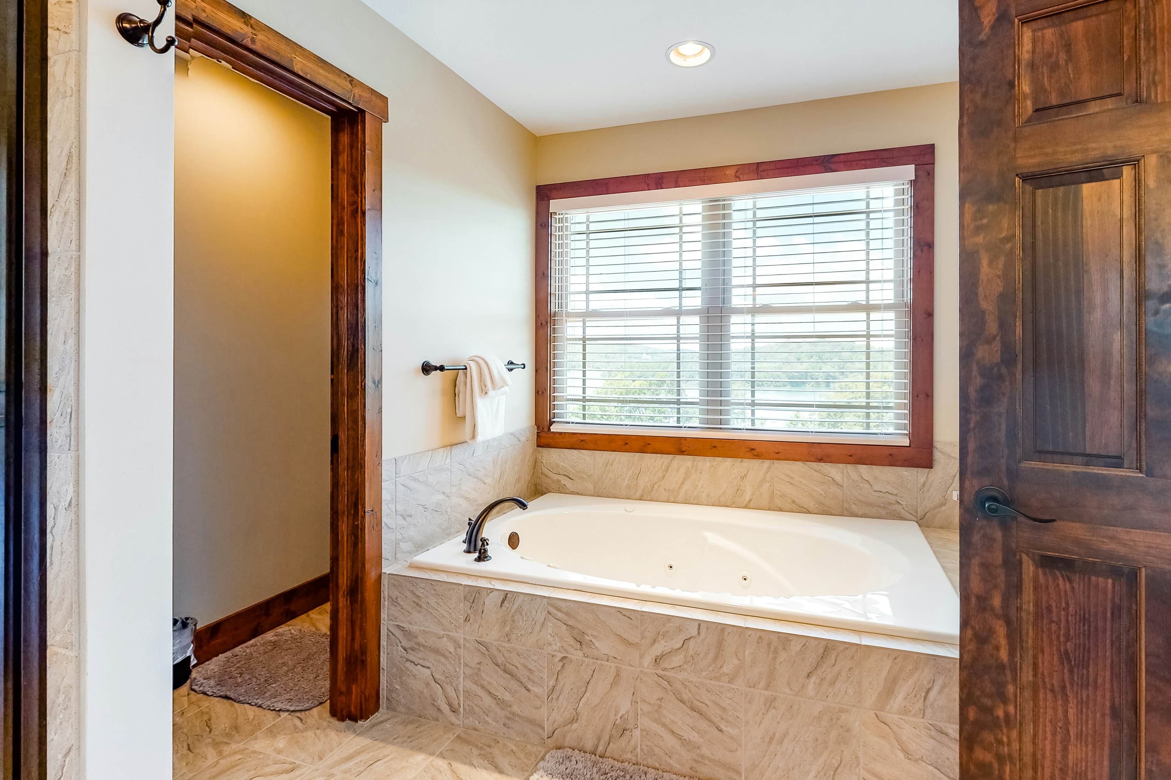 Lakefront Retreat | Fireplace, Deck & Boat Slip