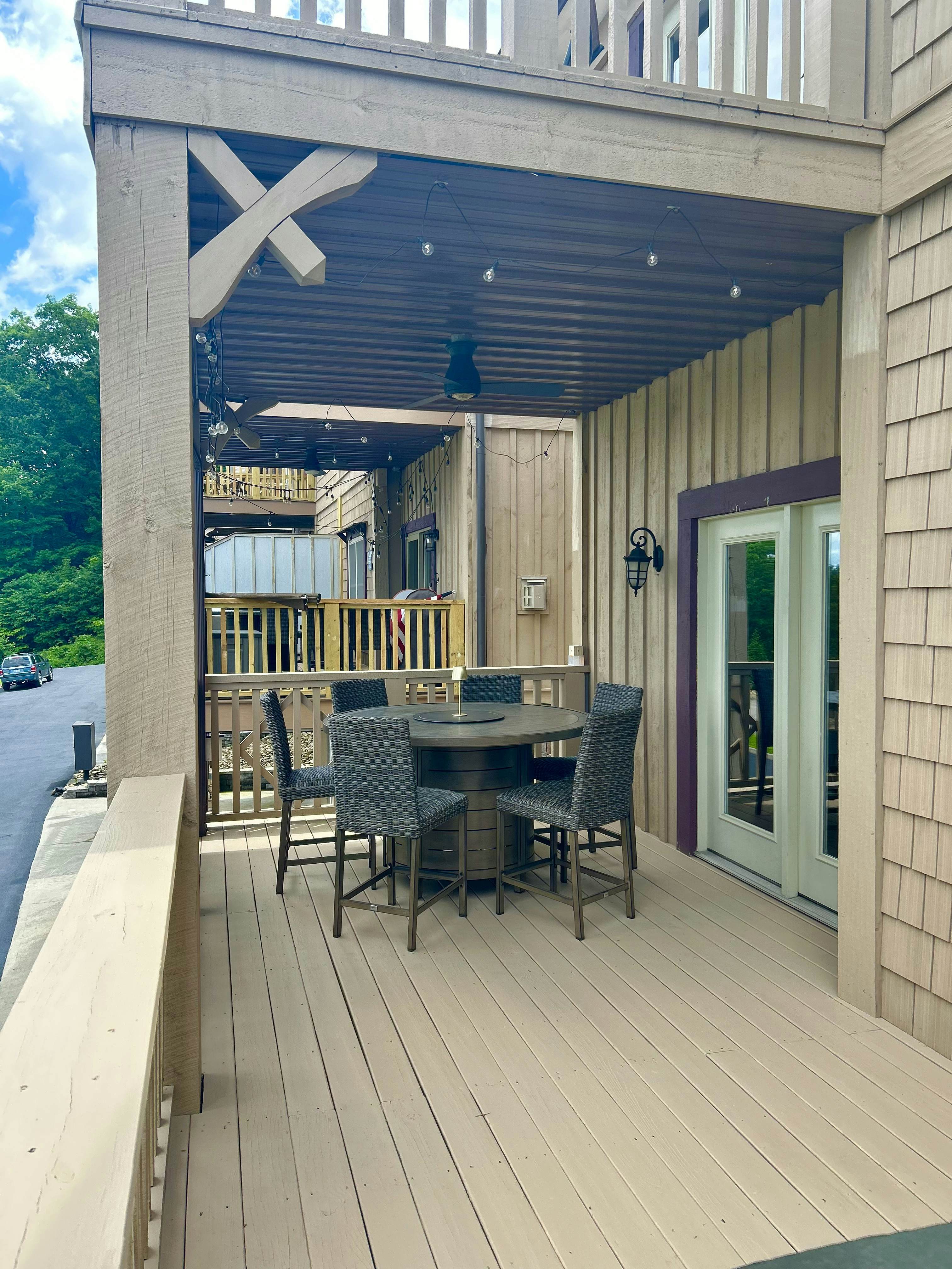 Lakefront Retreat | Fireplace, Deck & Boat Slip
