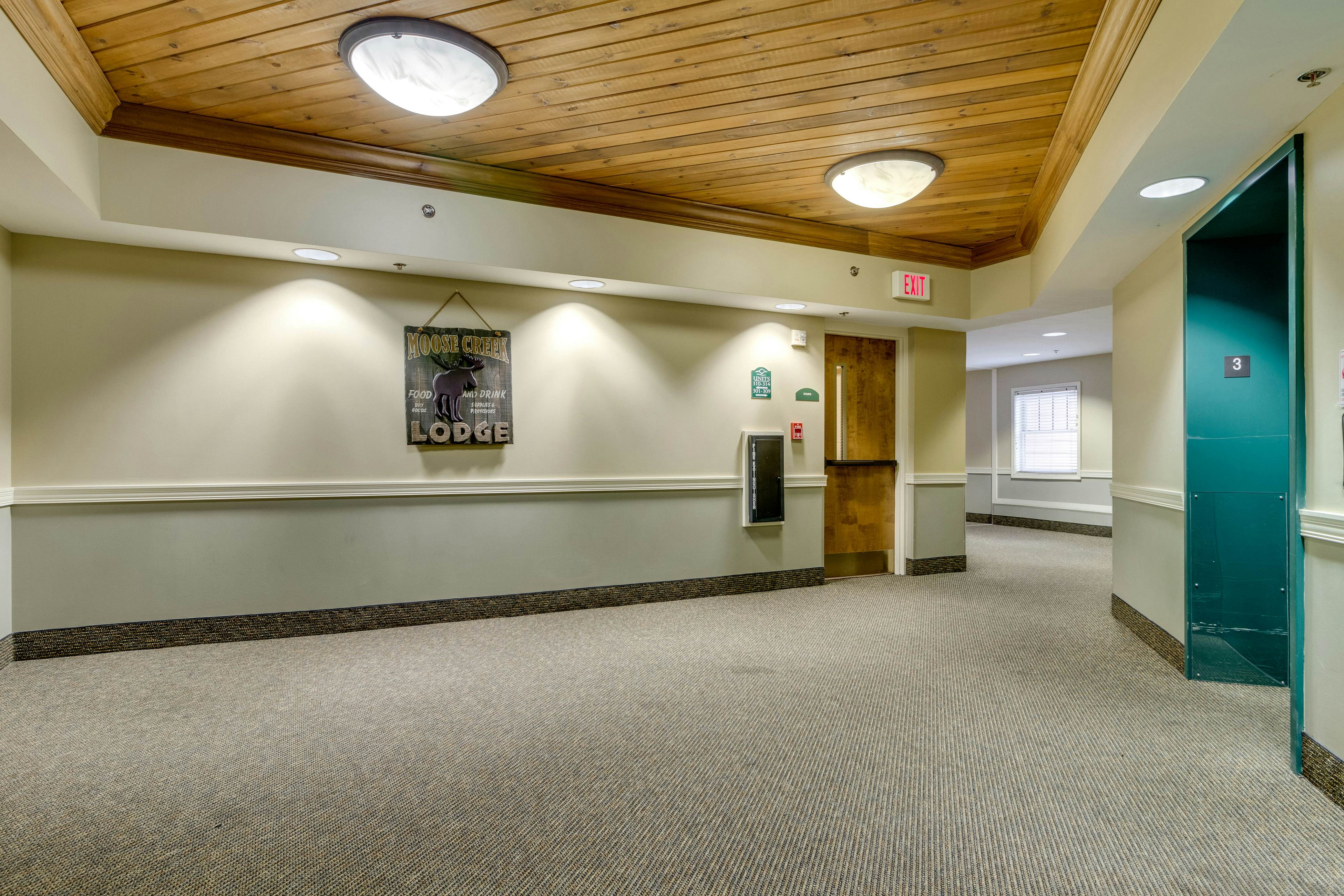 Elegant Condo, Sleeps 6・Jetted Tub・Near Downtown