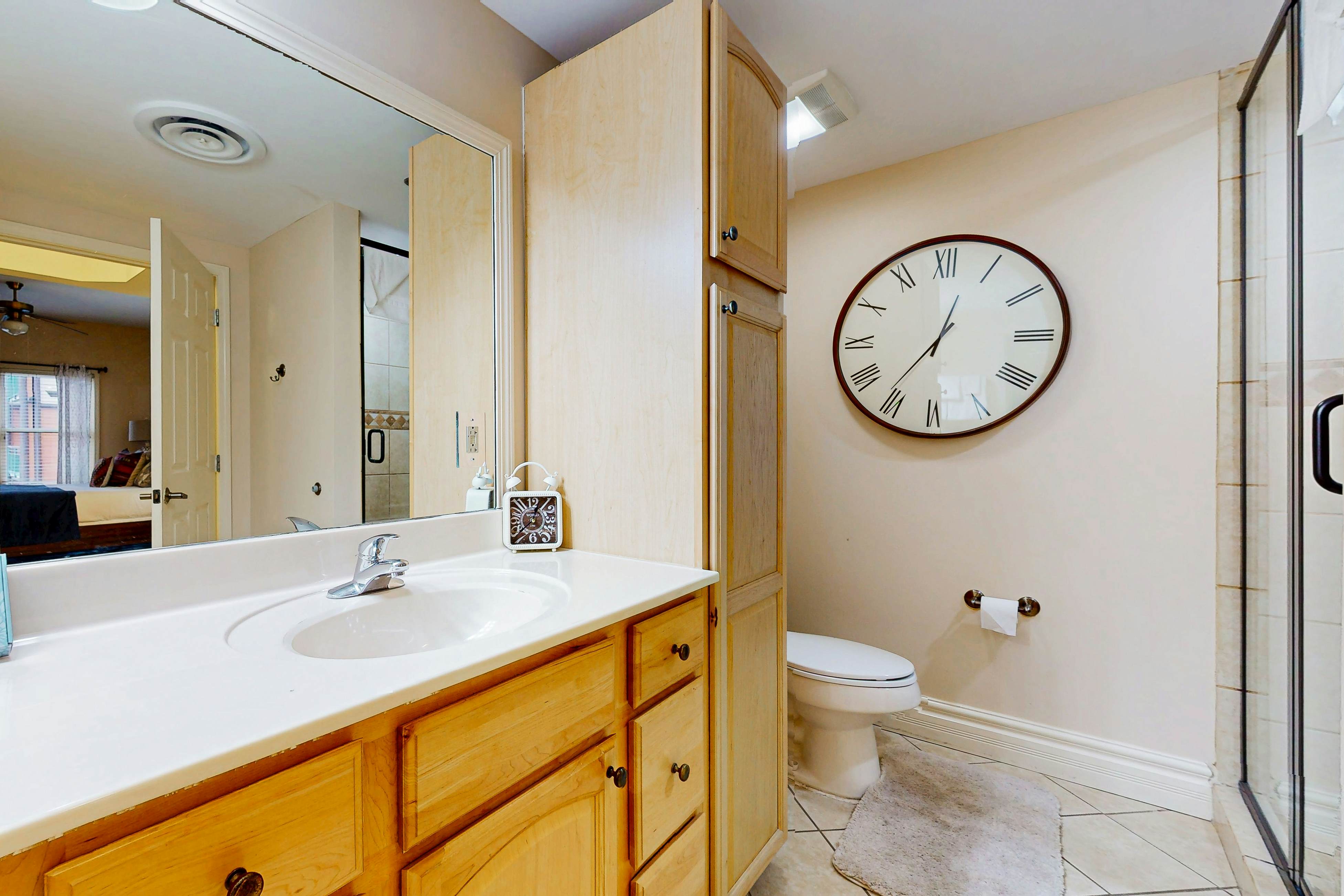 Walkable Luxury Condo, Sleeps 6・Balcony・Jetted tub