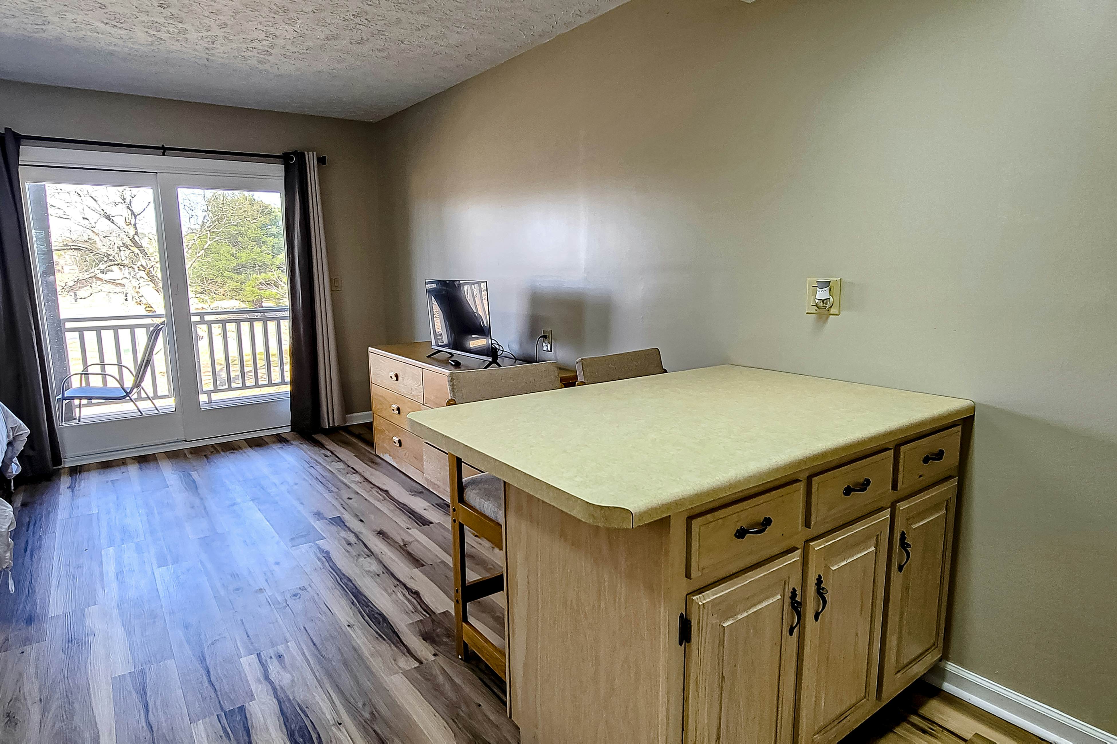 Stroll to Douglas Lake, Sleeps 4・Dog OK!・Games・Gym