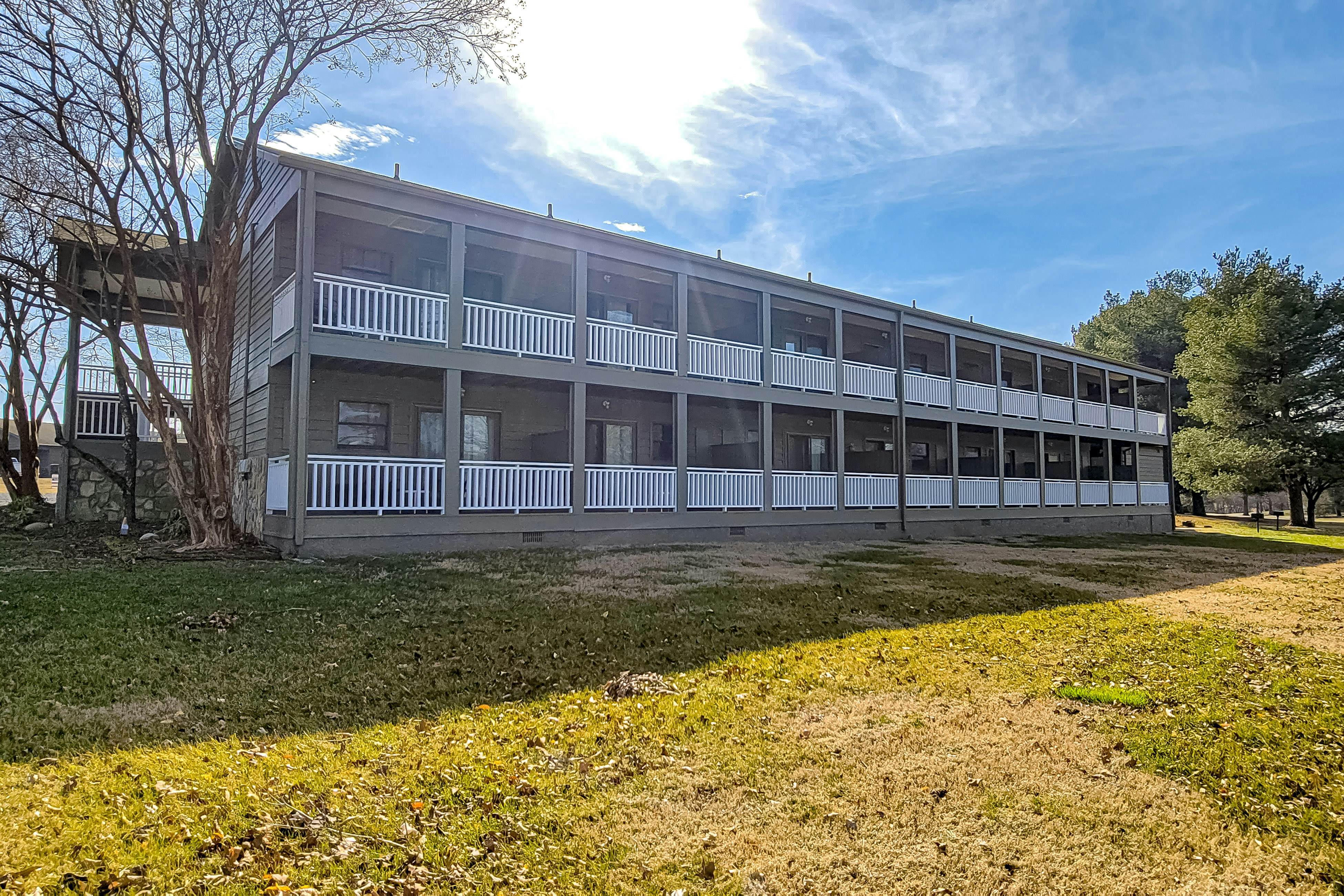 Stroll to Douglas Lake, Sleeps 4・Dog OK!・Games・Gym