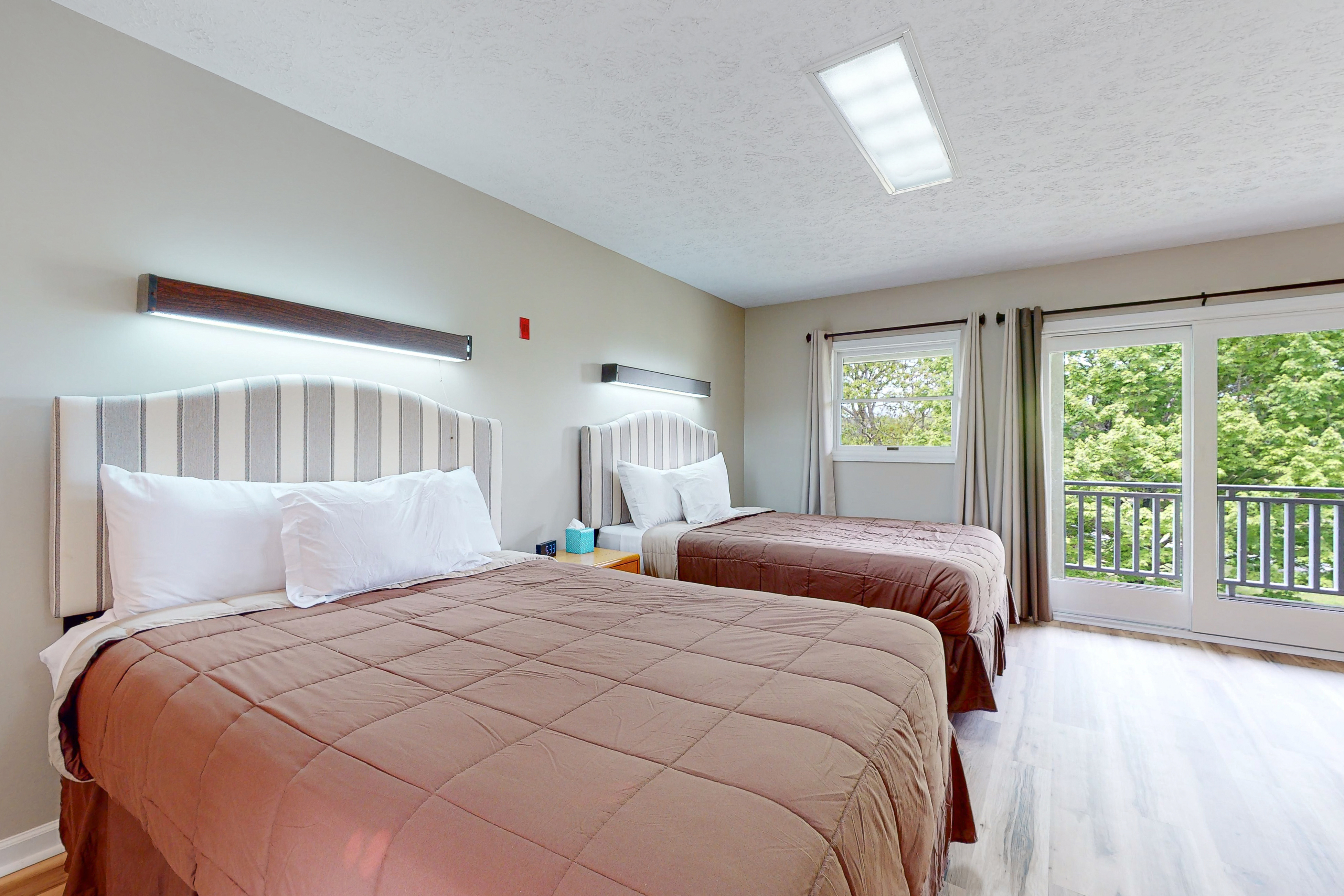 Relaxing Studio, Sleeps 4・Near Golf & Douglas Lake