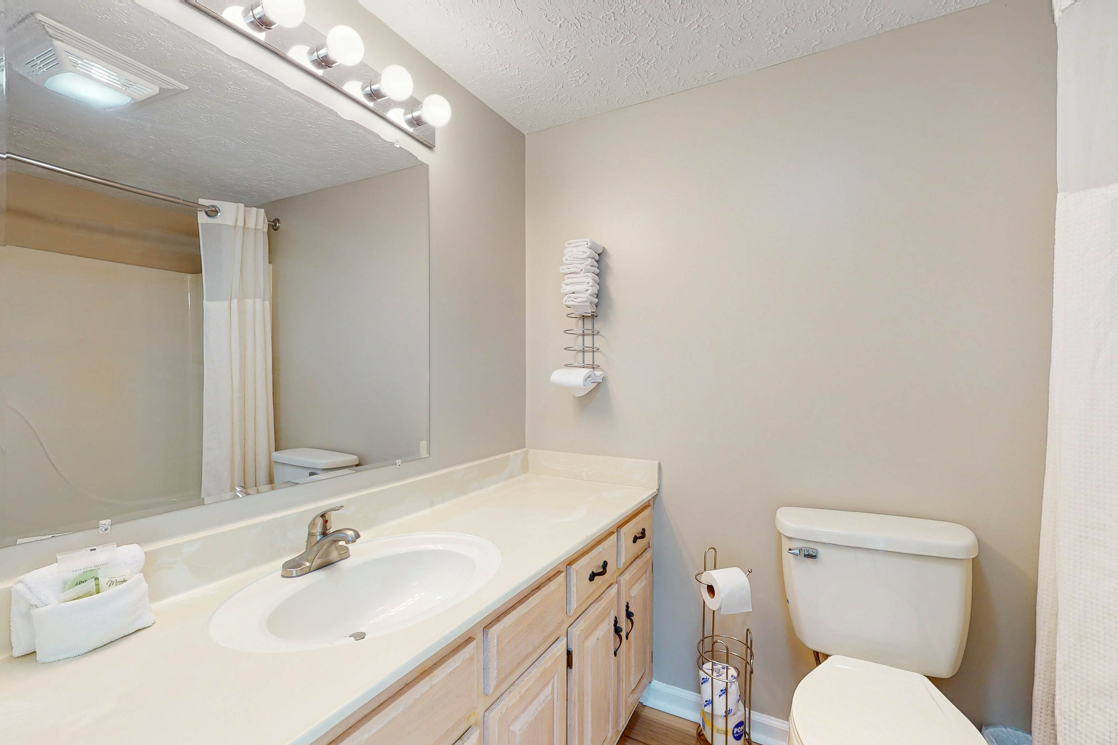 Relaxing Studio, Sleeps 4・Near Golf & Douglas Lake