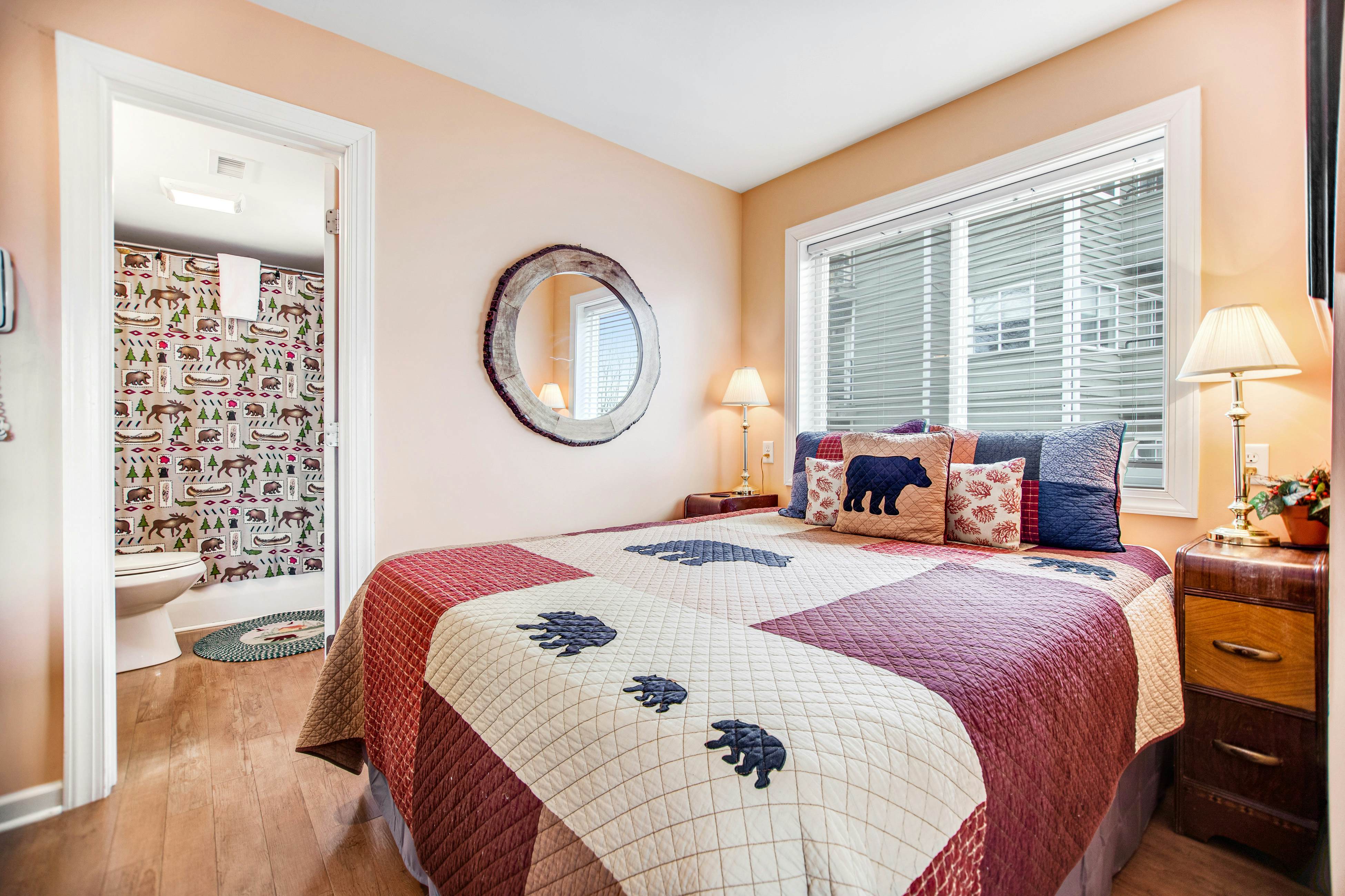 Condo w/ free attraction tickets, fireplace, & views -close to skiing & downtown