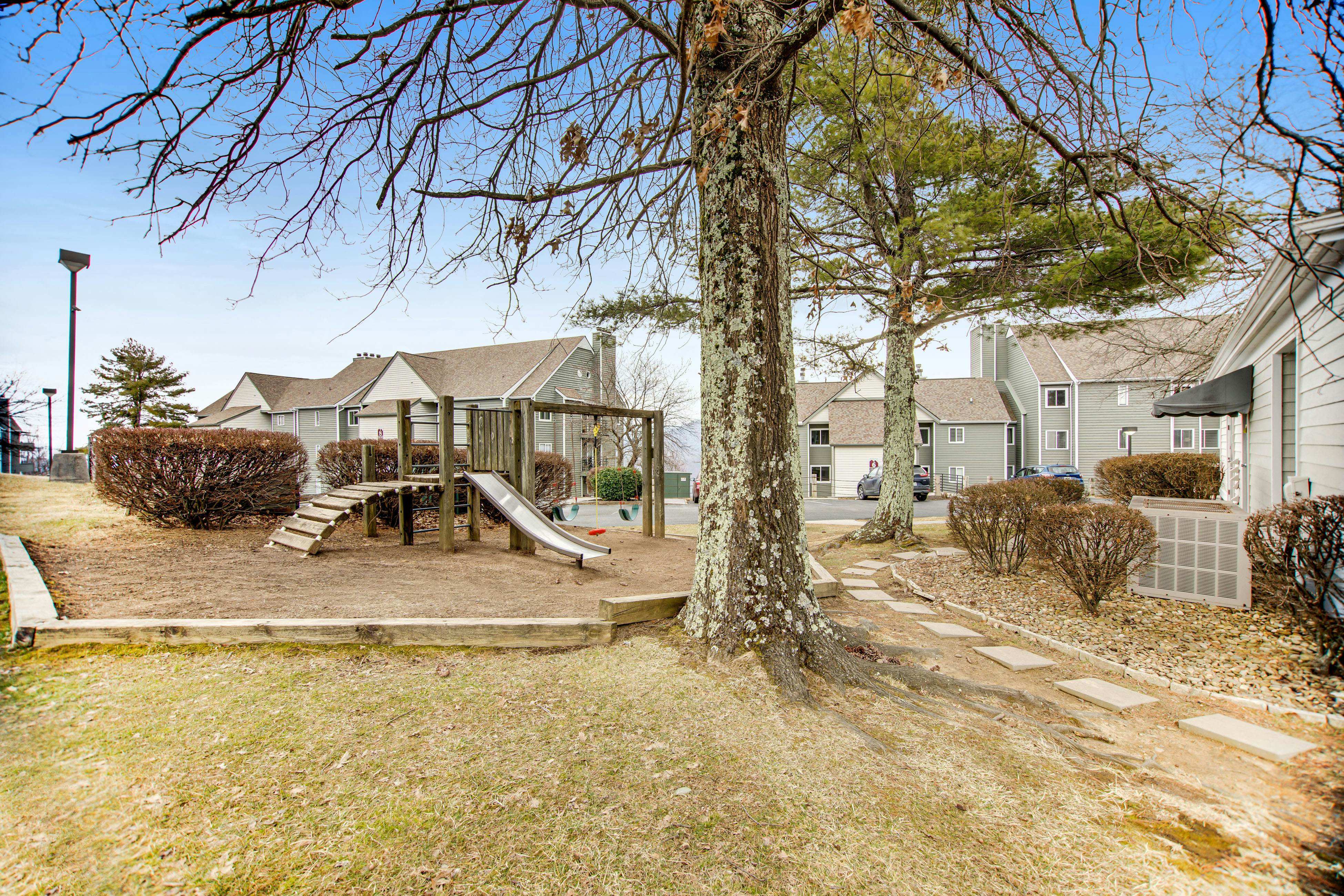 Condo w/ free attraction tickets, fireplace, & views -close to skiing & downtown