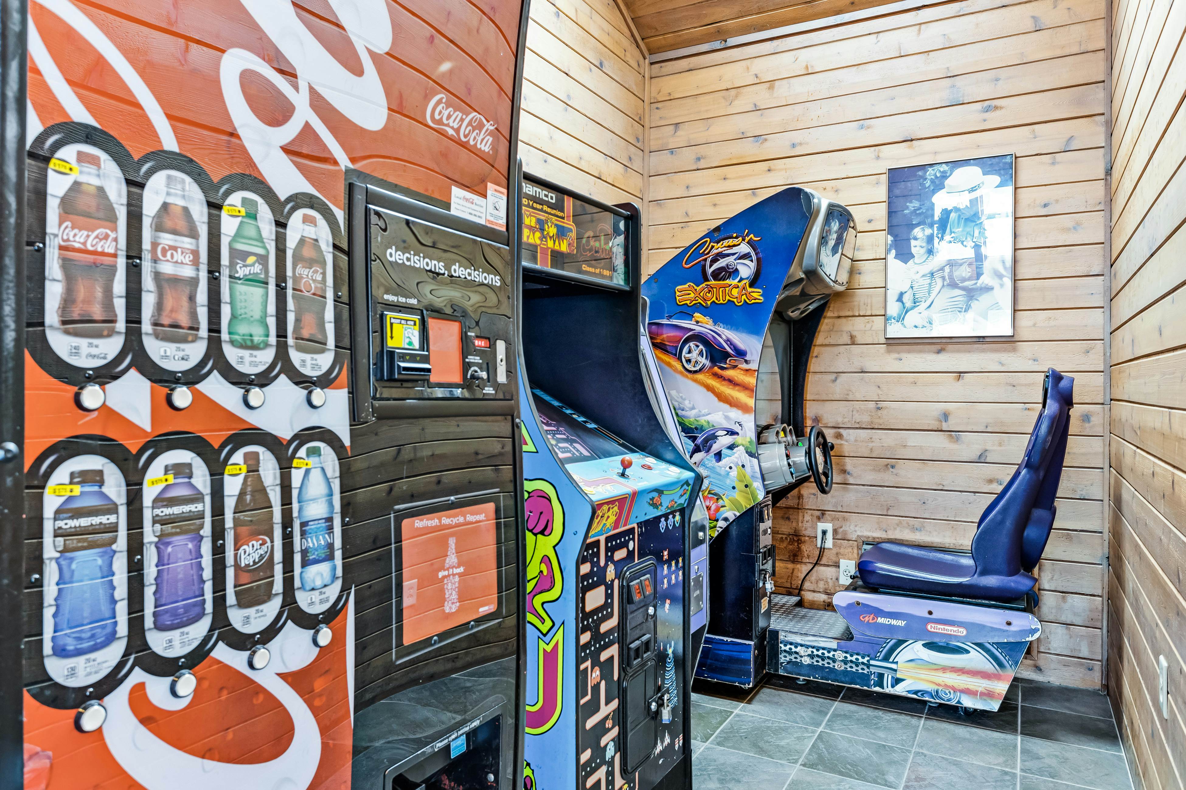 Condo w/ free attraction tickets, fireplace, & views -close to skiing & downtown