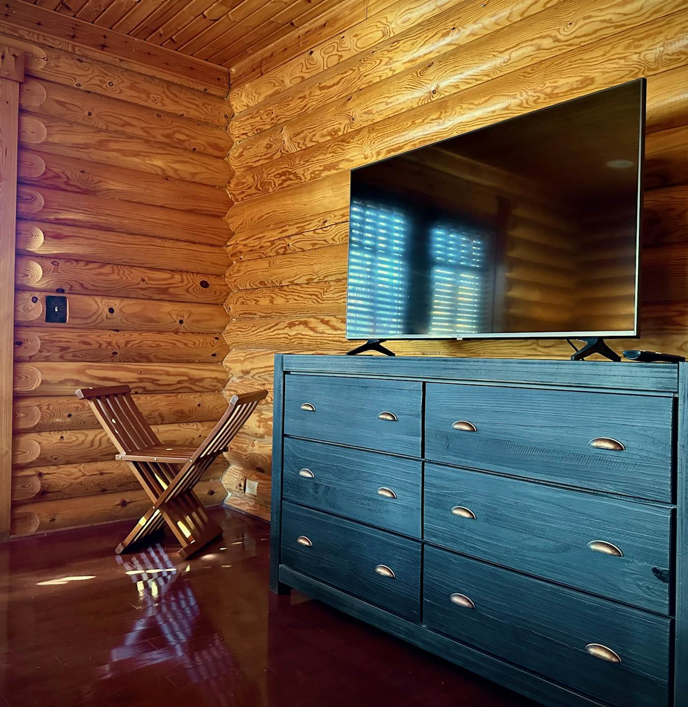 Luxe Cabin, Sleep 6, Hot Tub, Fireplace, Views - Gatlinburg