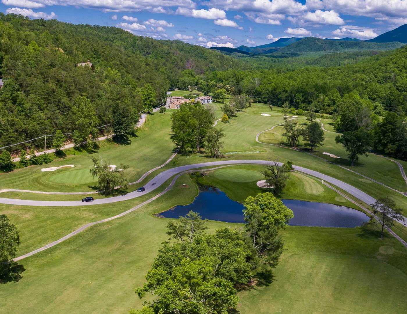Luxe Cabin, Sleep 6, Hot Tub, Fireplace, Views - Gatlinburg