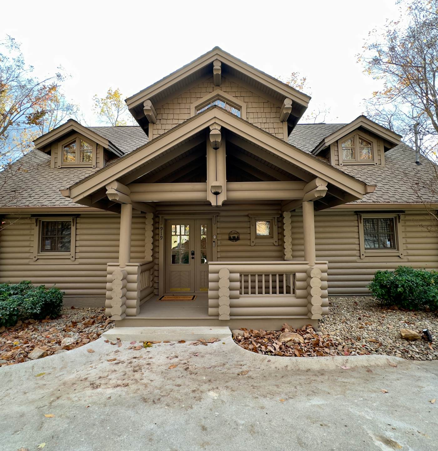 Luxe Cabin, Sleep 6, Hot Tub, Fireplace, Views - Gatlinburg
