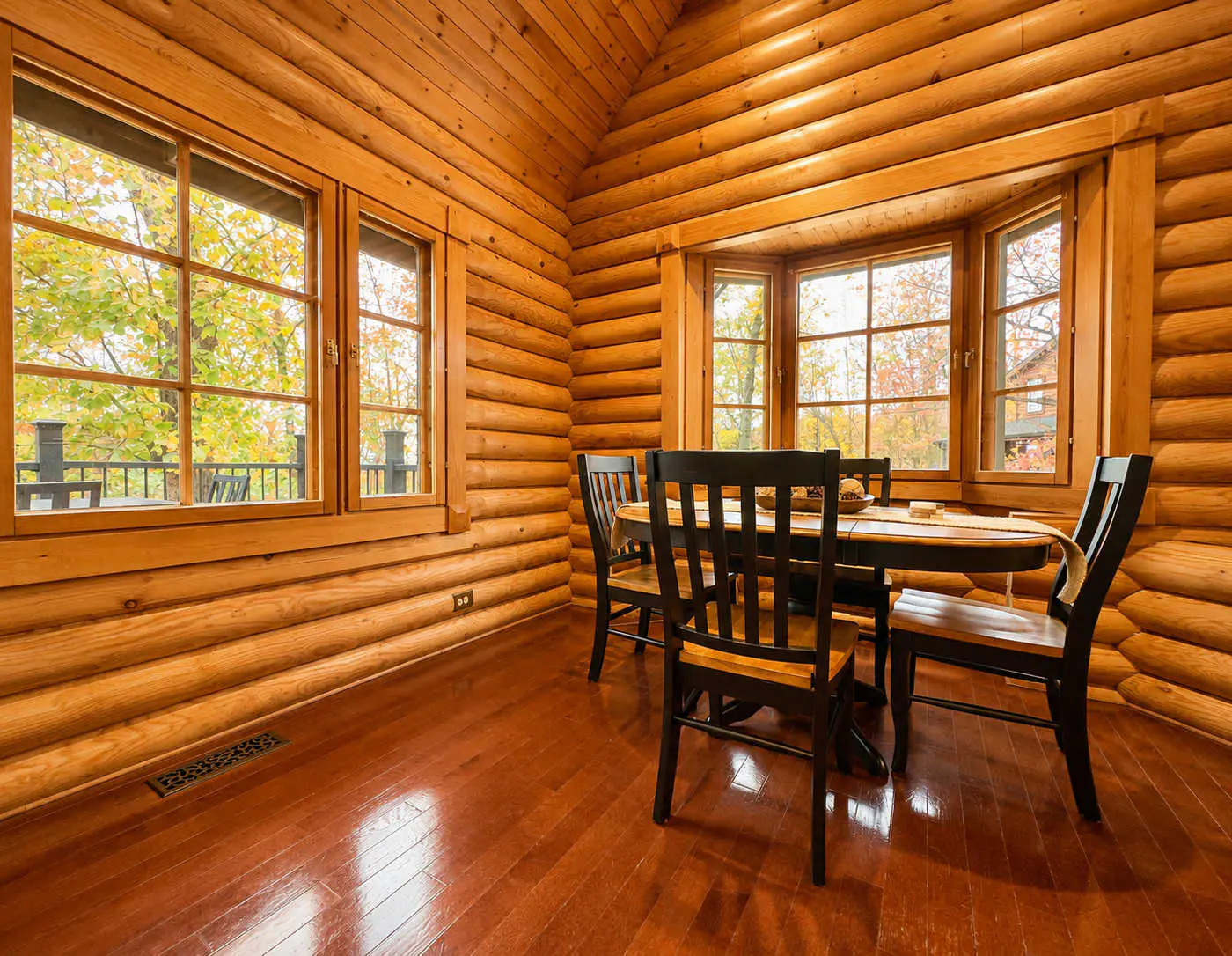 Luxe Cabin, Sleep 6, Hot Tub, Fireplace, Views