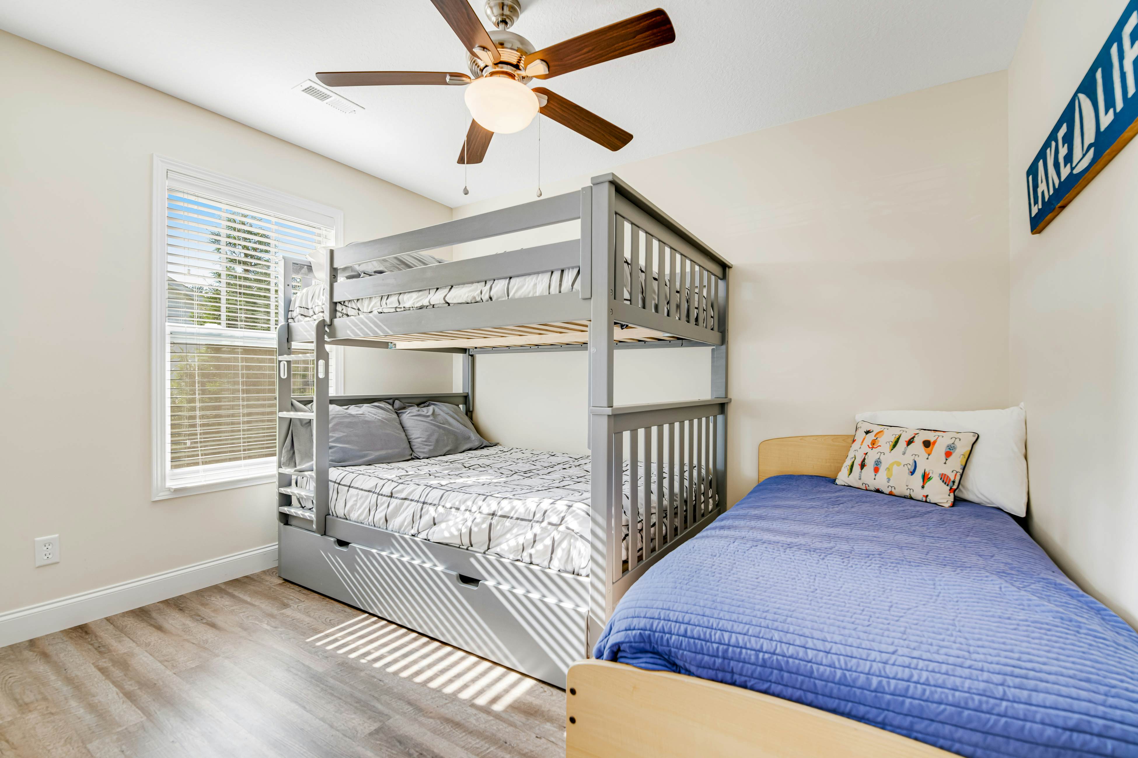 Cozy Lakefront Home, Sleep 12・Private Dock・Hot Tub