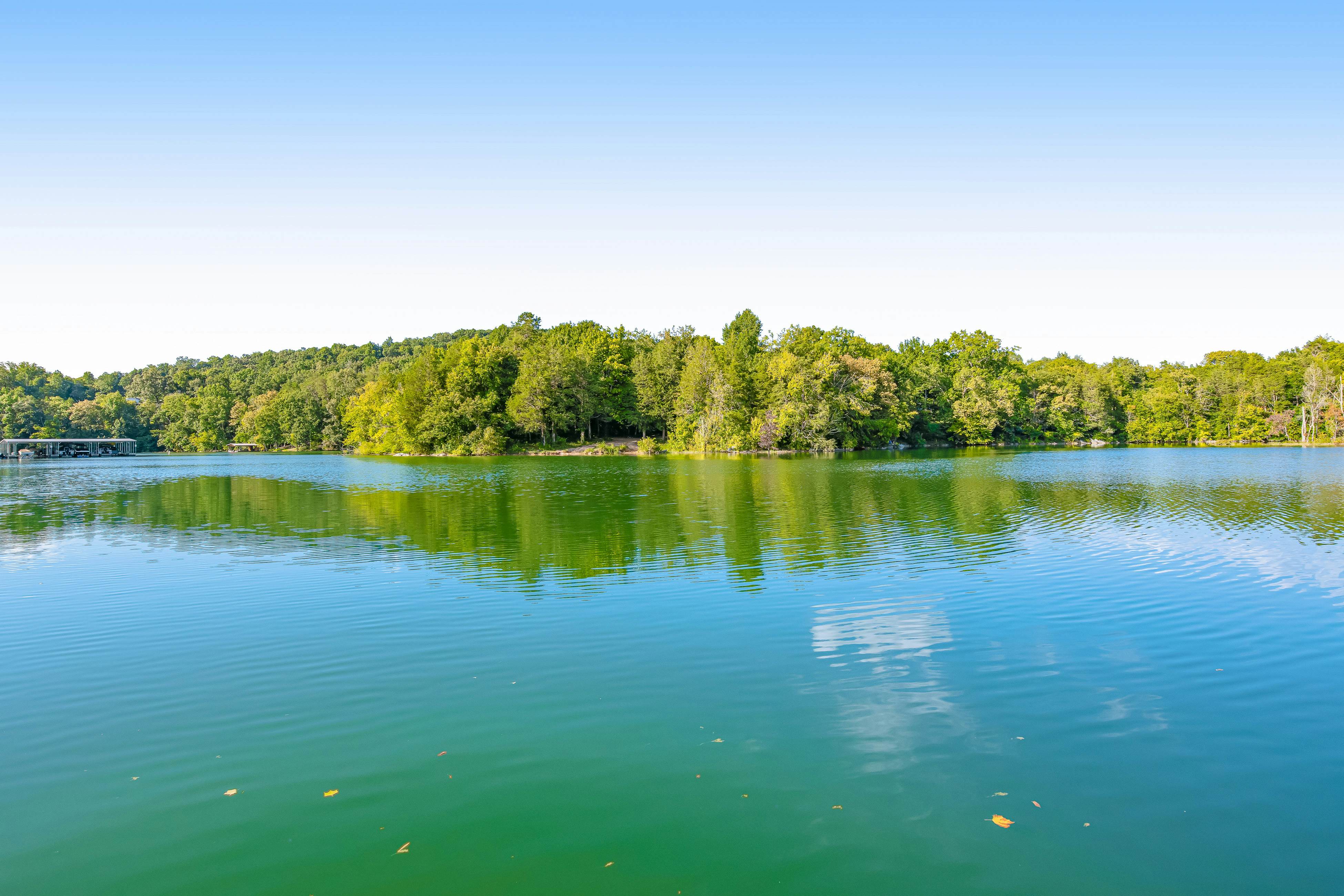 Cozy Lakefront Home, Sleep 12・Private Dock・Hot Tub