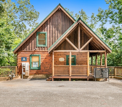 Cozy Log Cabin, Sleeps 6・Hot Tub・Resort Pool・Views