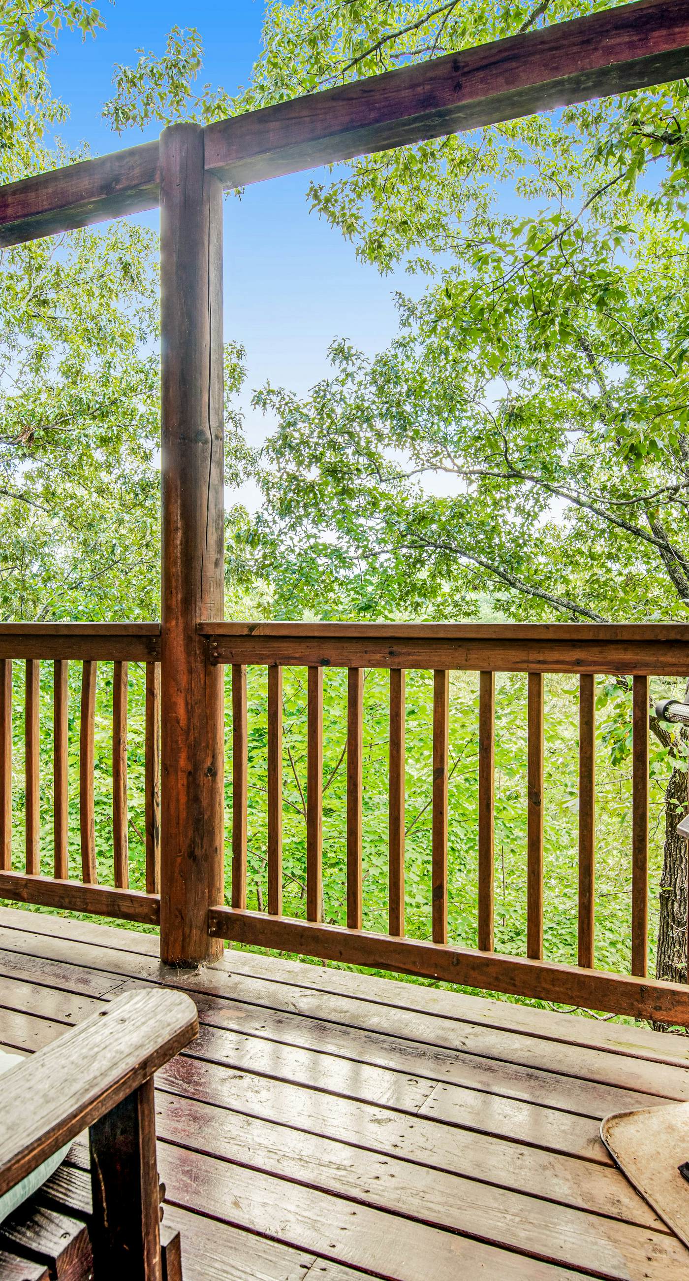 Cozy Log Cabin・Hot Tub・Resort Pool・Balcony・Gated