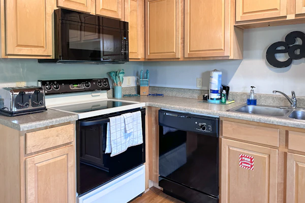 Reindeer Hideaway Cabin N Pigeon Forge, Sleeps 6