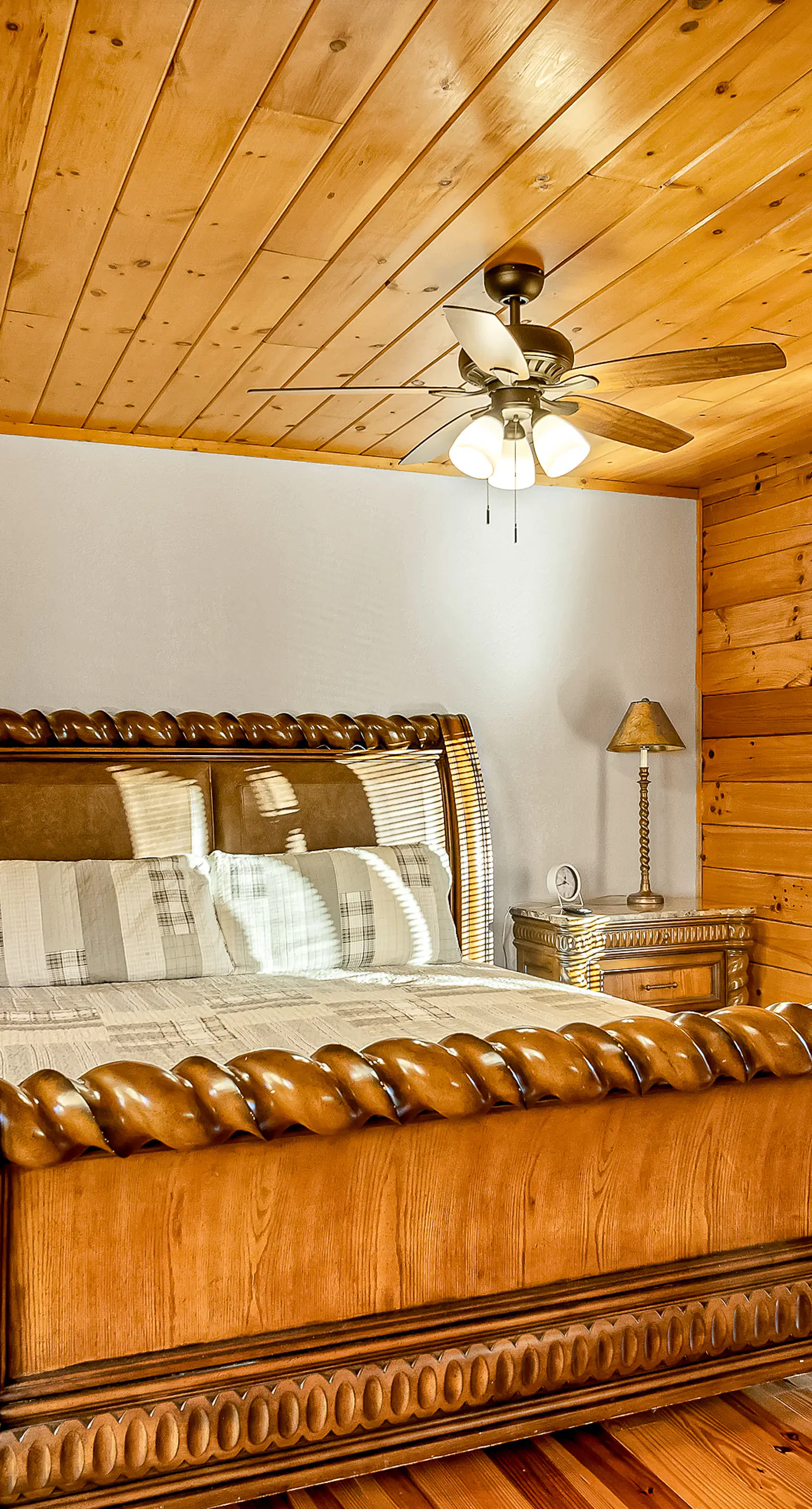 Queen of Dreams, 360 Deck, Game Room , Outdoor Pool