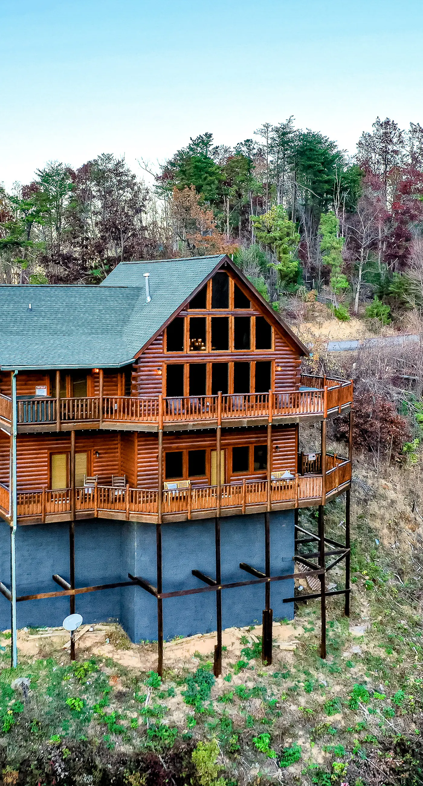 Queen of Dreams, 360 Deck, Game Room , Outdoor Pool