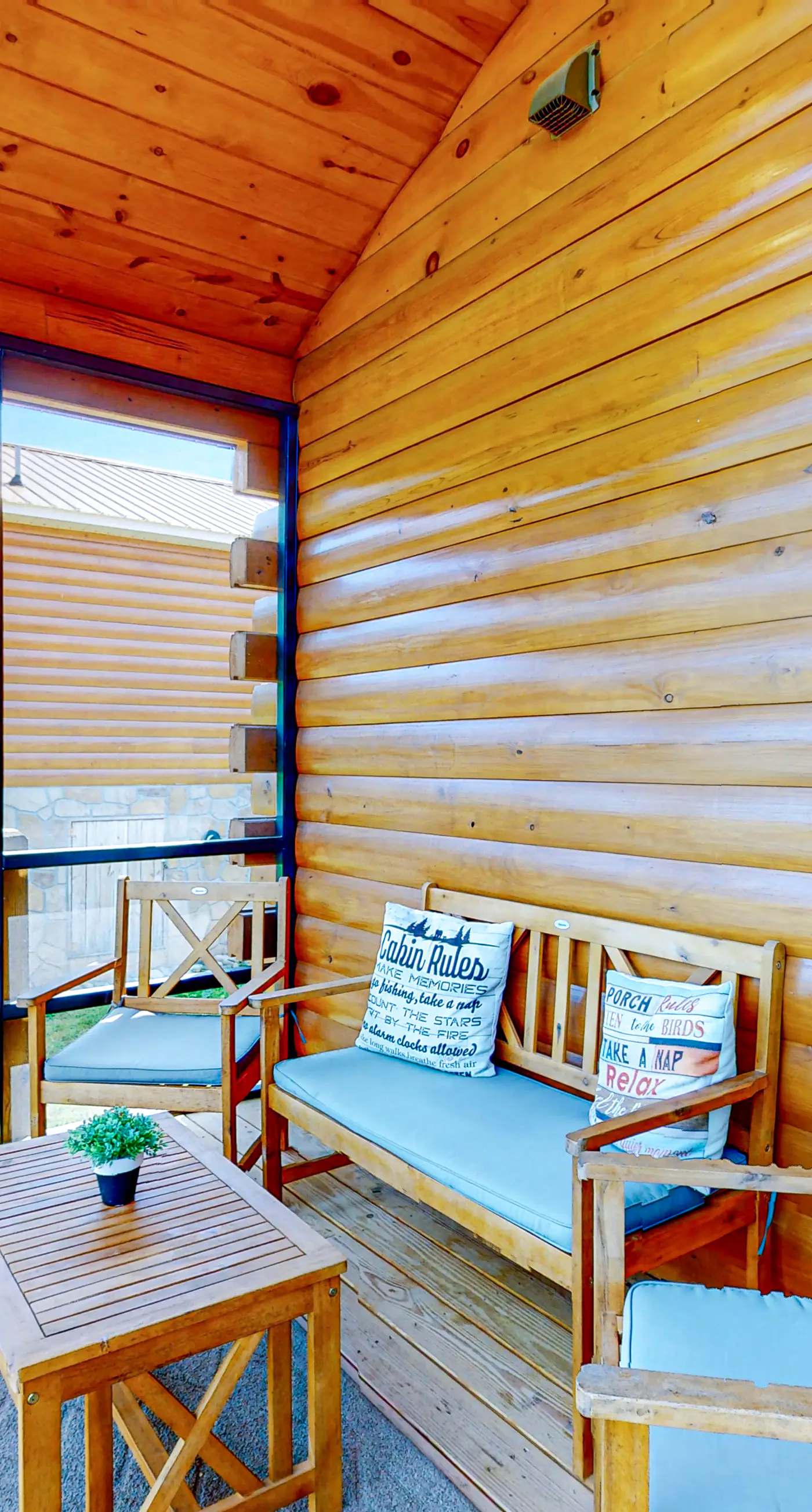 Spacious Log Cabin・Hot Tub・Screened Porch・Games