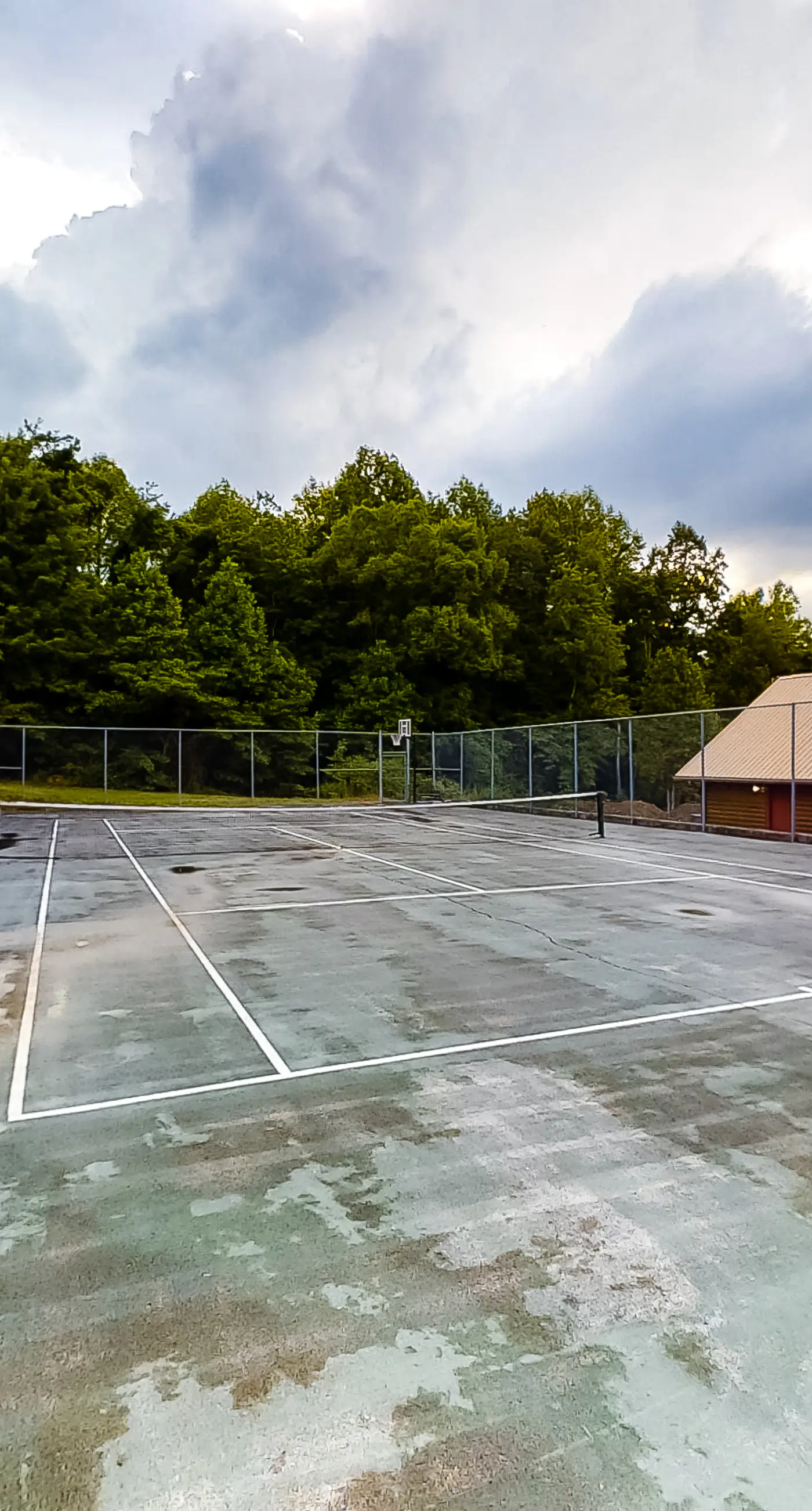 Spacious Log Cabin・Hot Tub・Screened Porch・Games