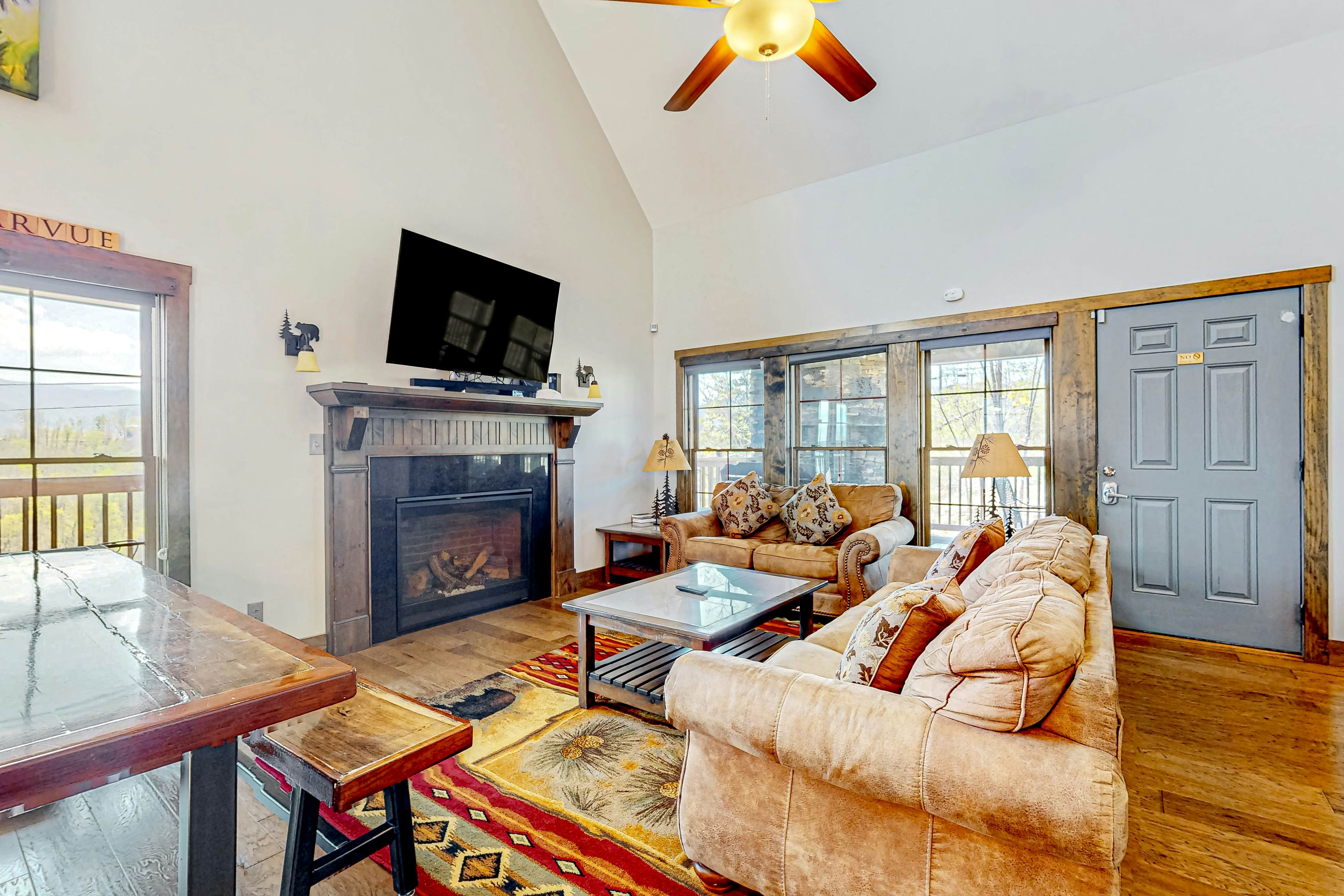 Bright Home, Sleeps 12・Hot Tub・Pools・Billiard Room