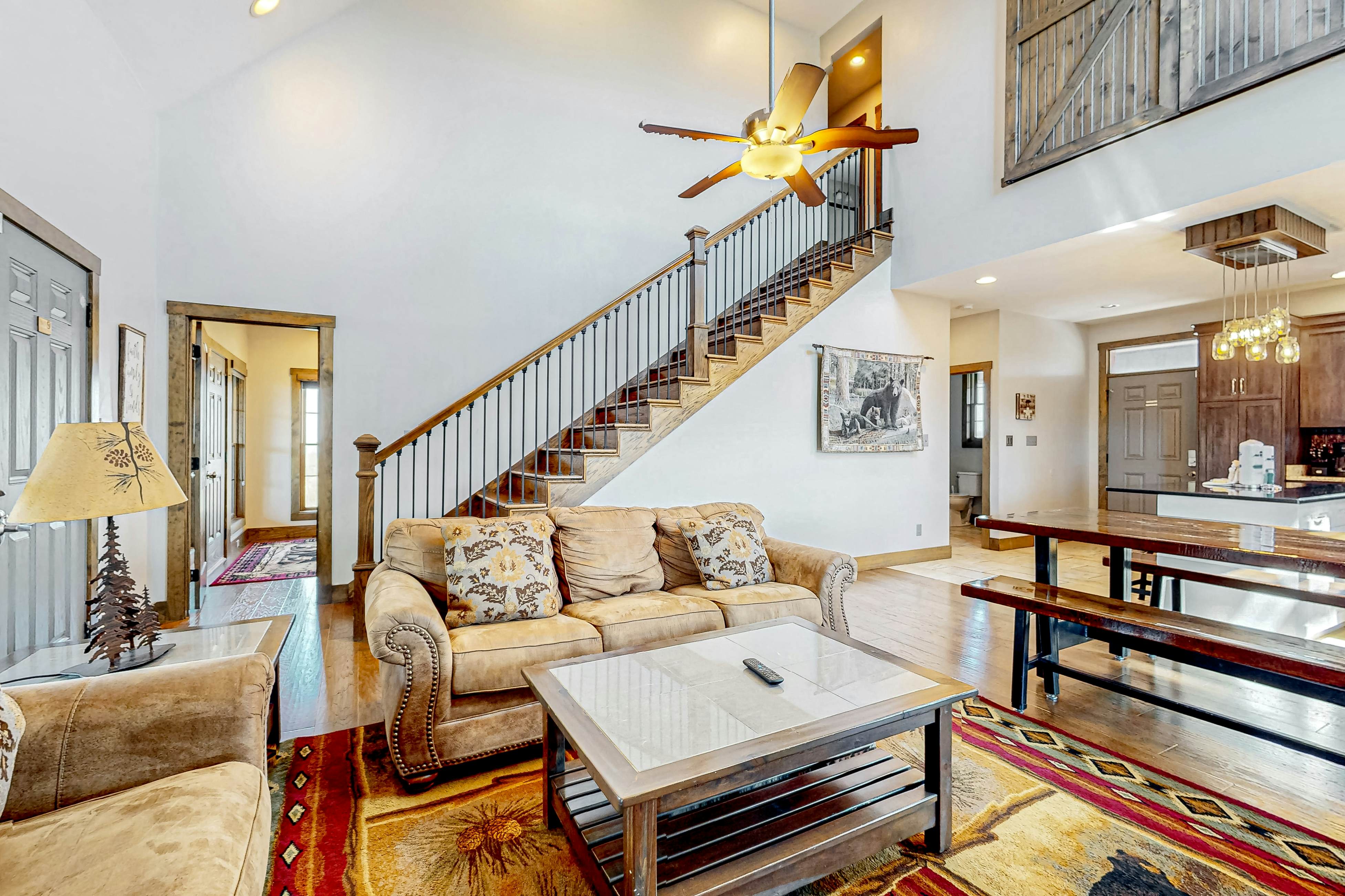 Bright Home, Sleeps 12・Hot Tub・Pools・Billiard Room