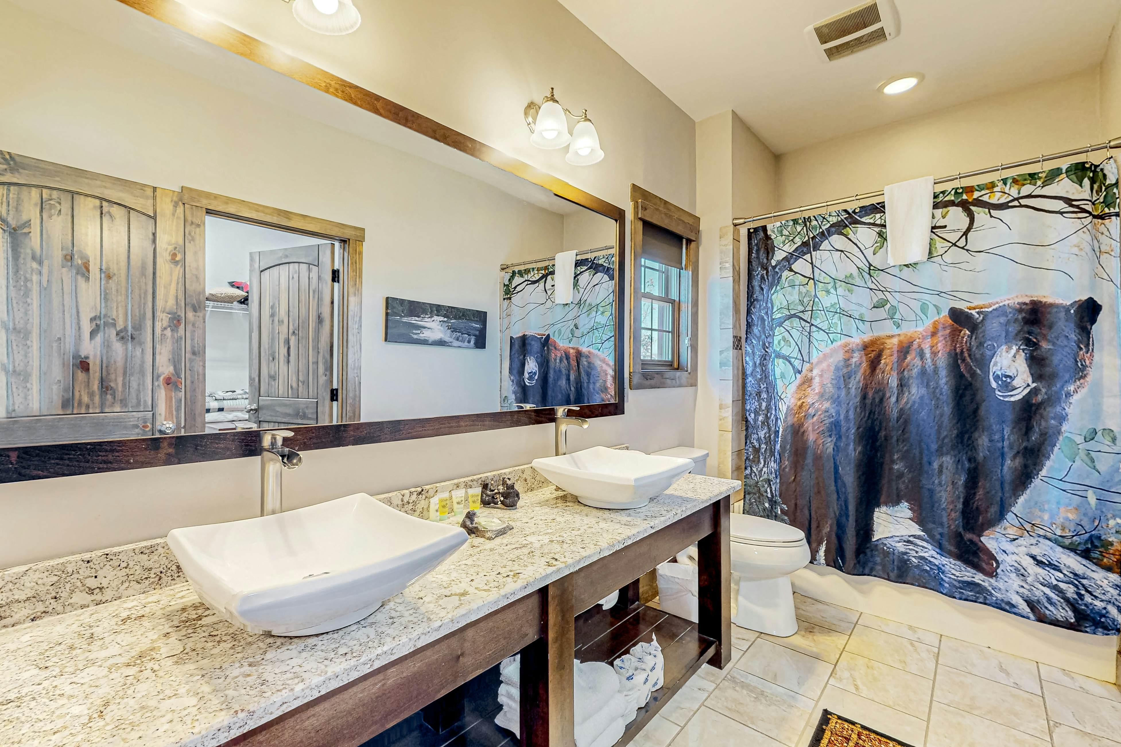 Bright Home, Sleeps 12・Hot Tub・Pools・Billiard Room