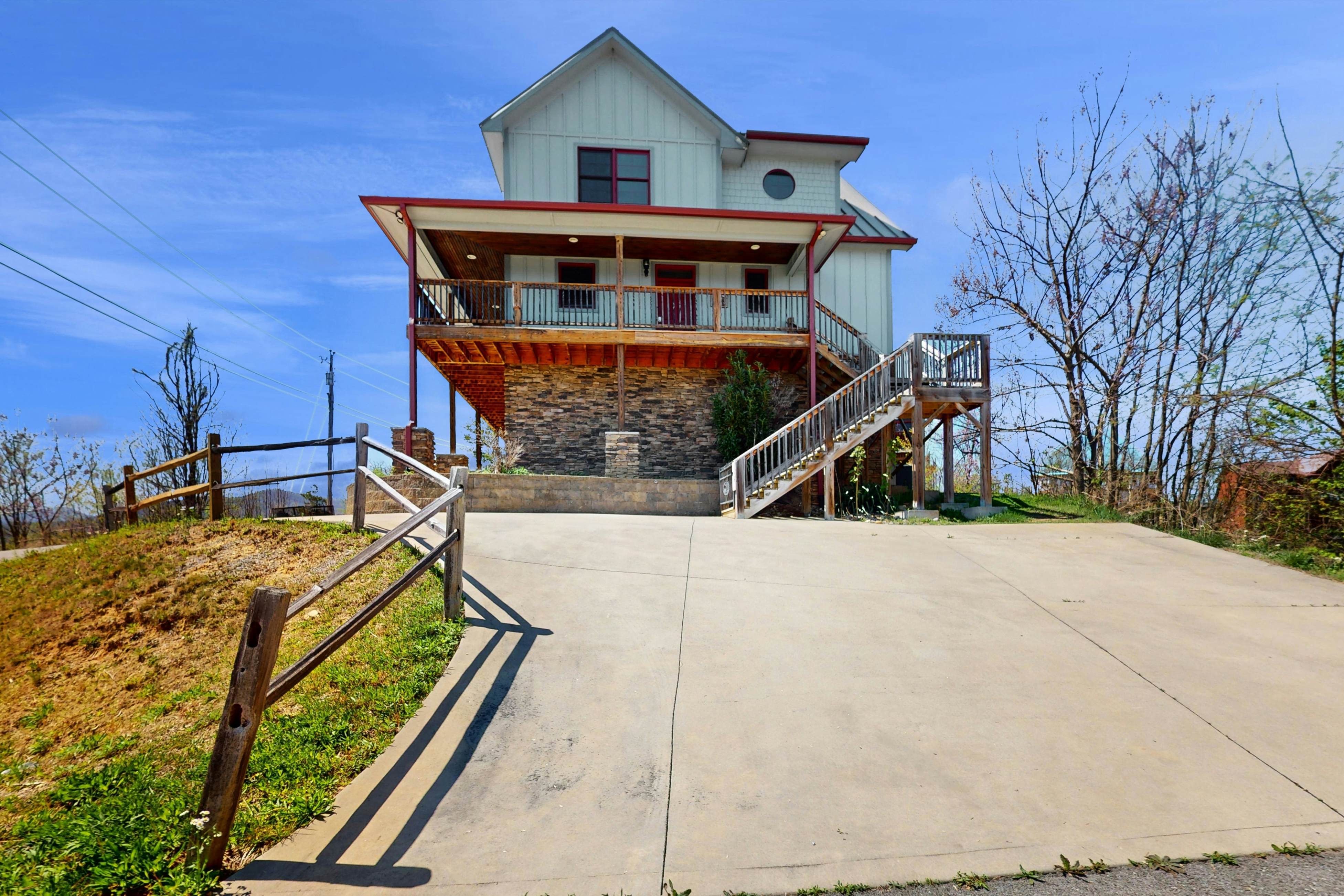 Bright Home, Sleeps 12・Hot Tub・Pools・Billiard Room