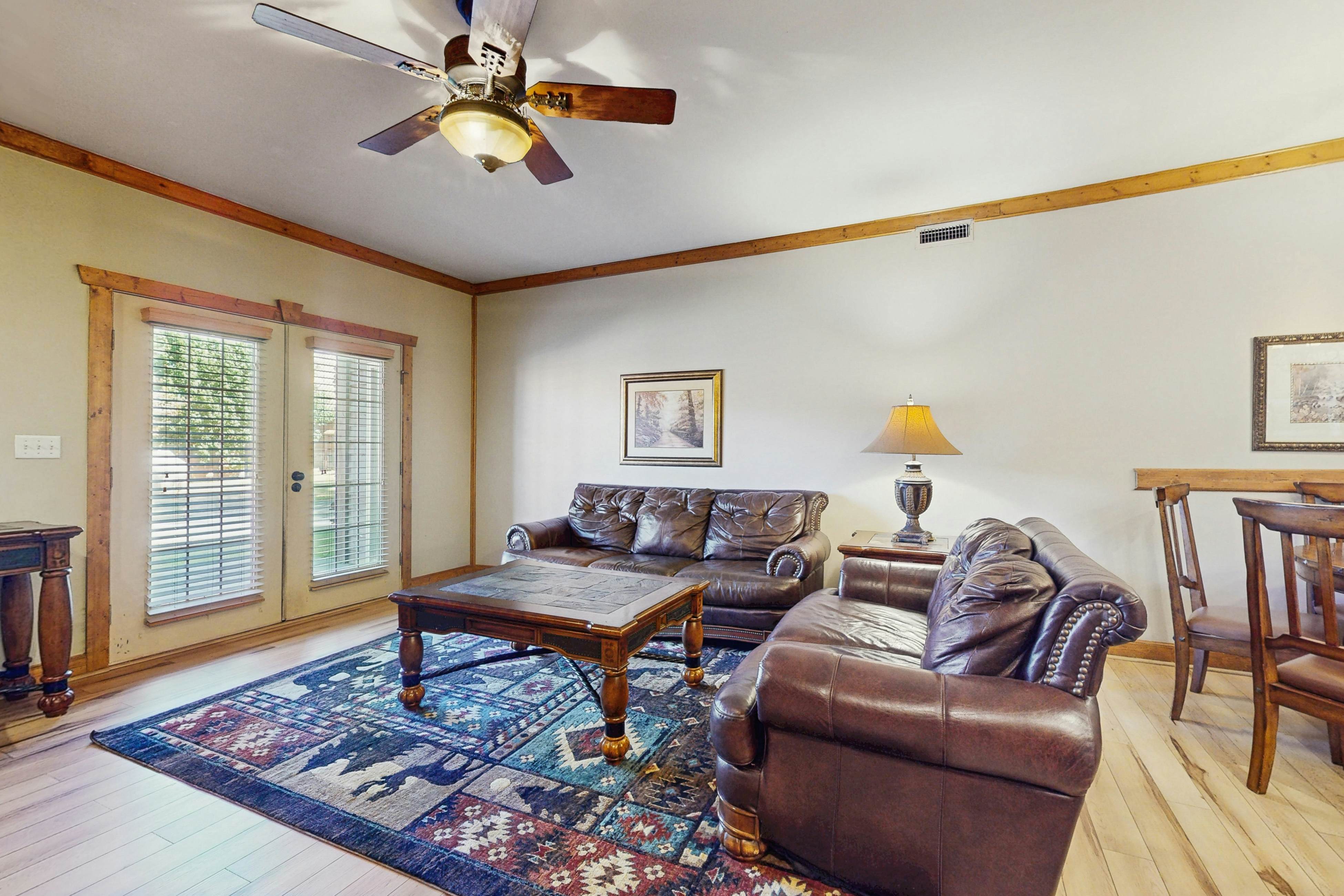 Smoky Mountains condo located close to downtown Gatlinburg